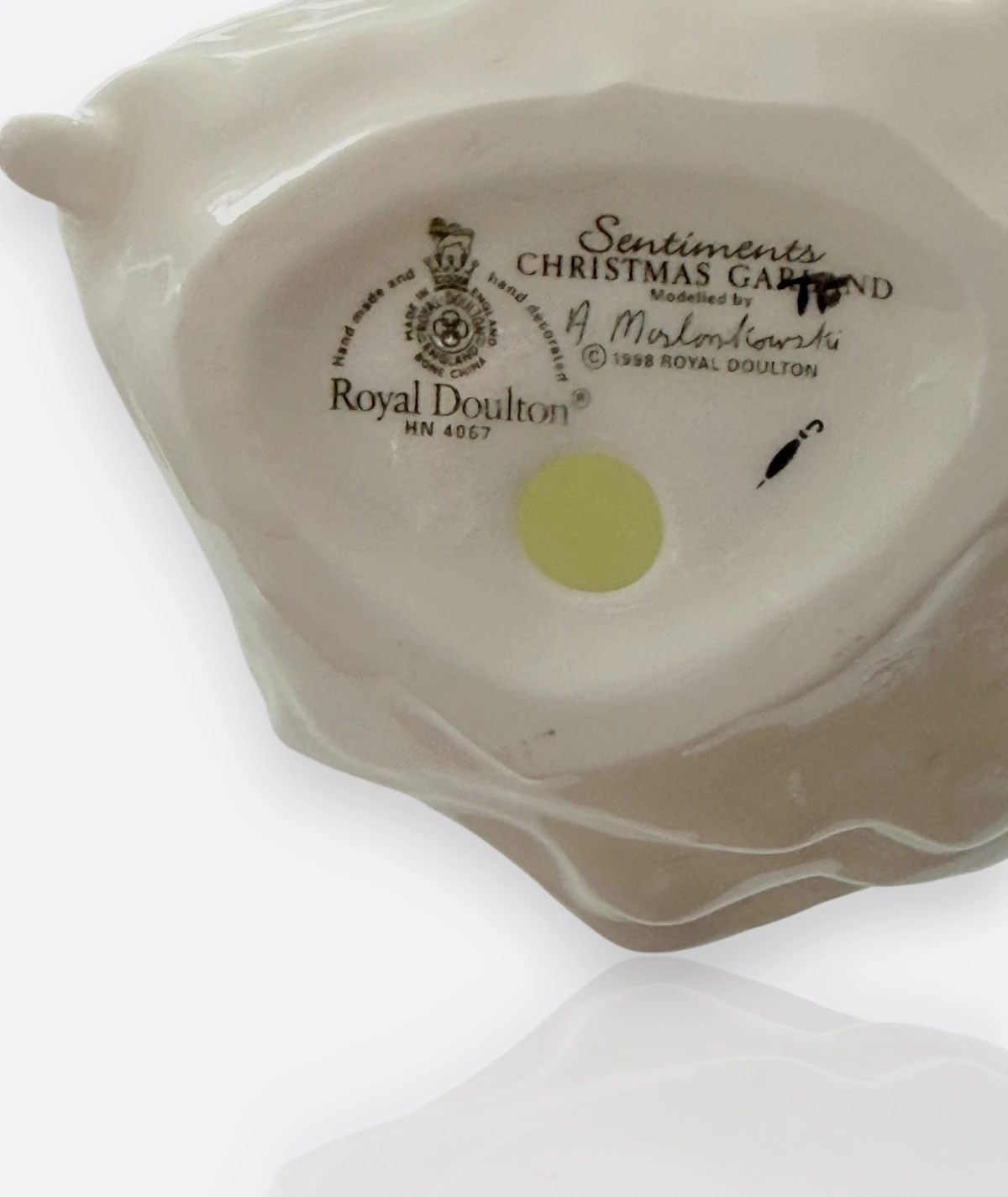 Royal Doulton – Porselen Figür “Sentiments: Christmas Garland” (HN 4067, 1998)