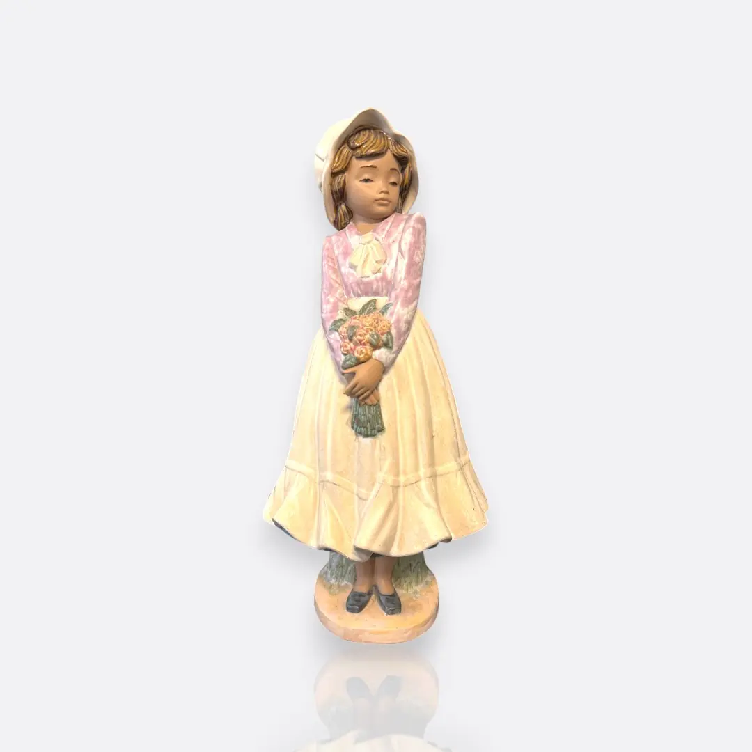 Lladro-Nao