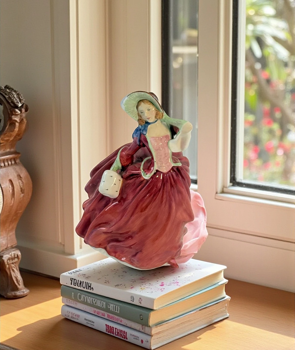 Royal Doulton “Autumn Breezes” Porselen Figür HN 1934 – İngiltere, 1939