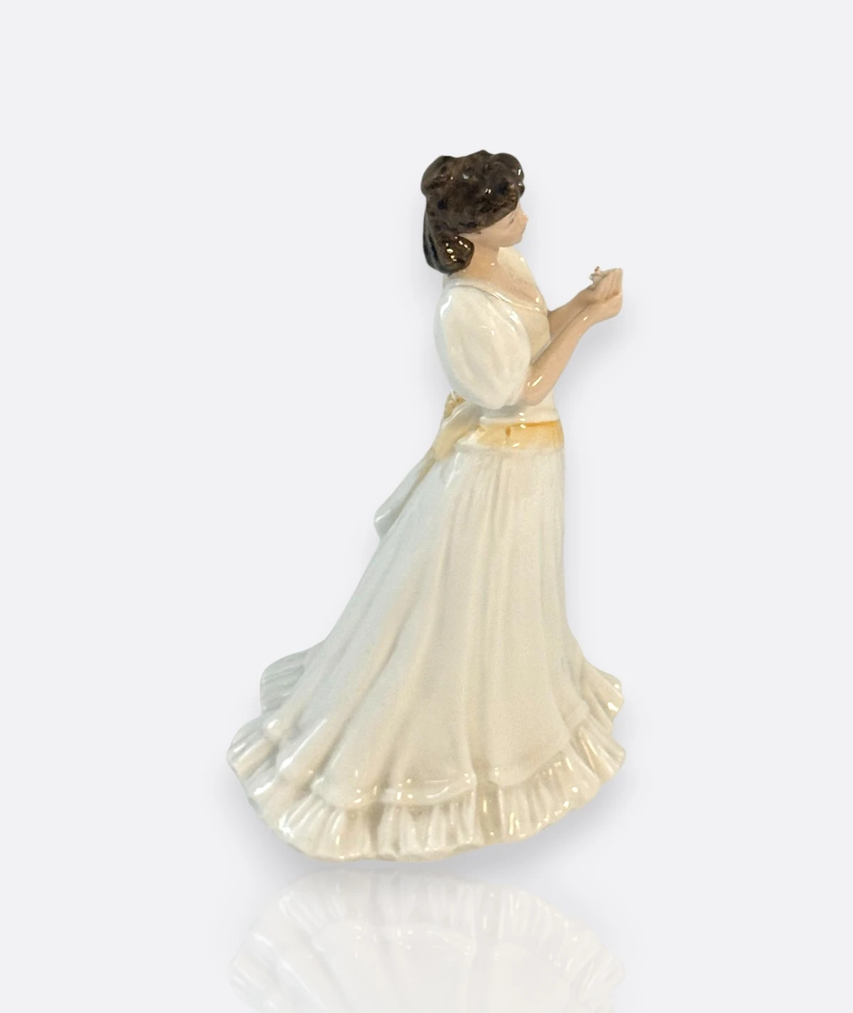 Royal Doulton “Maria” Porselen Figür HN 3381 – İngiltere, 1993