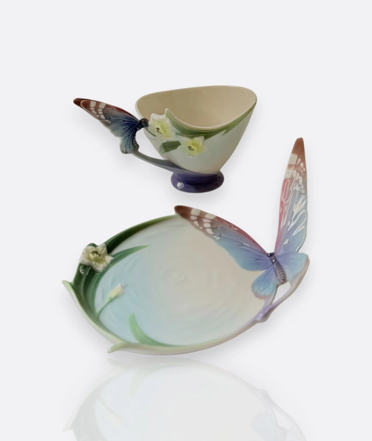 Franz Collection “Butterfly Handle Cup & Saucer” – FZ00056