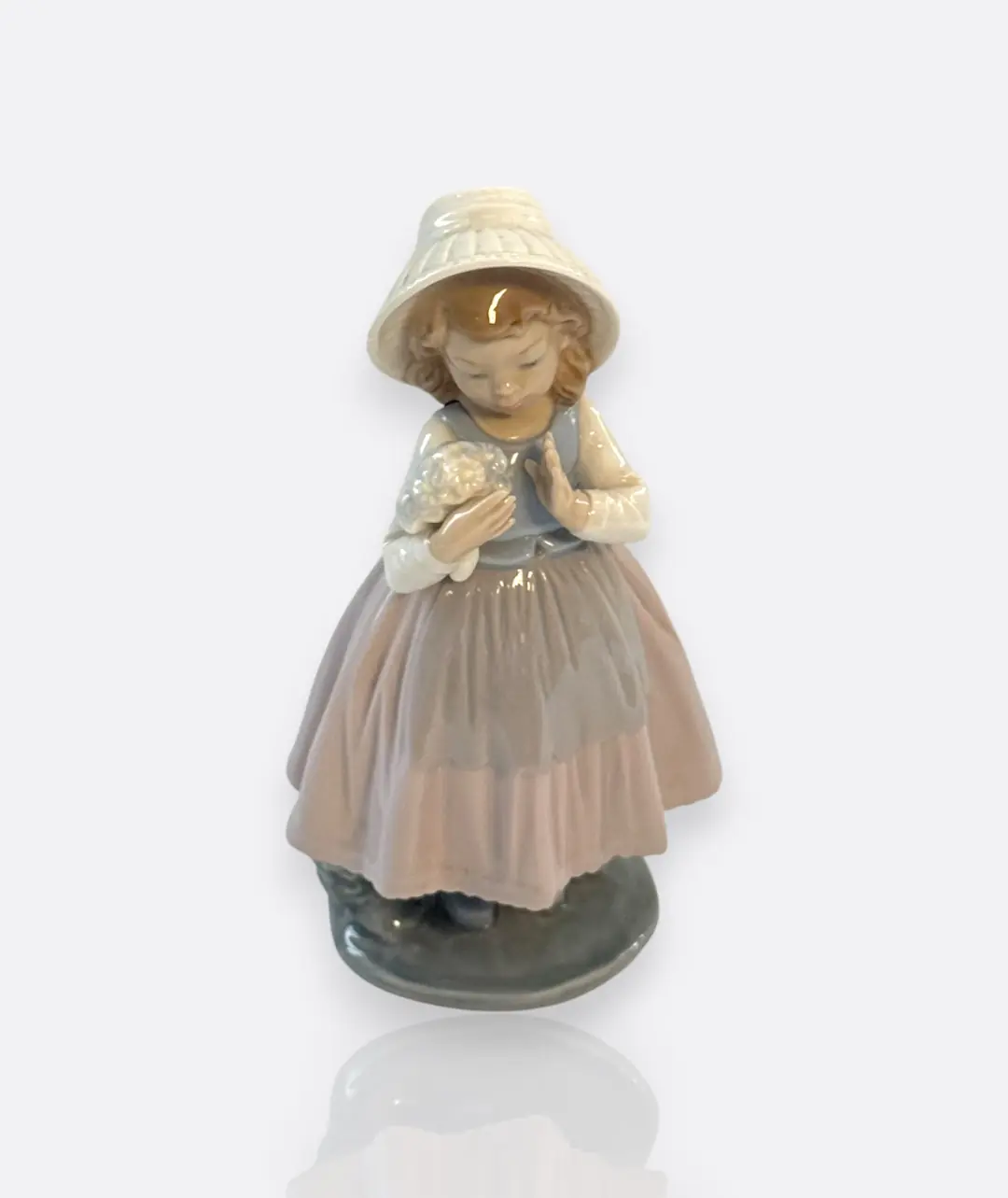 Lladro-Nao