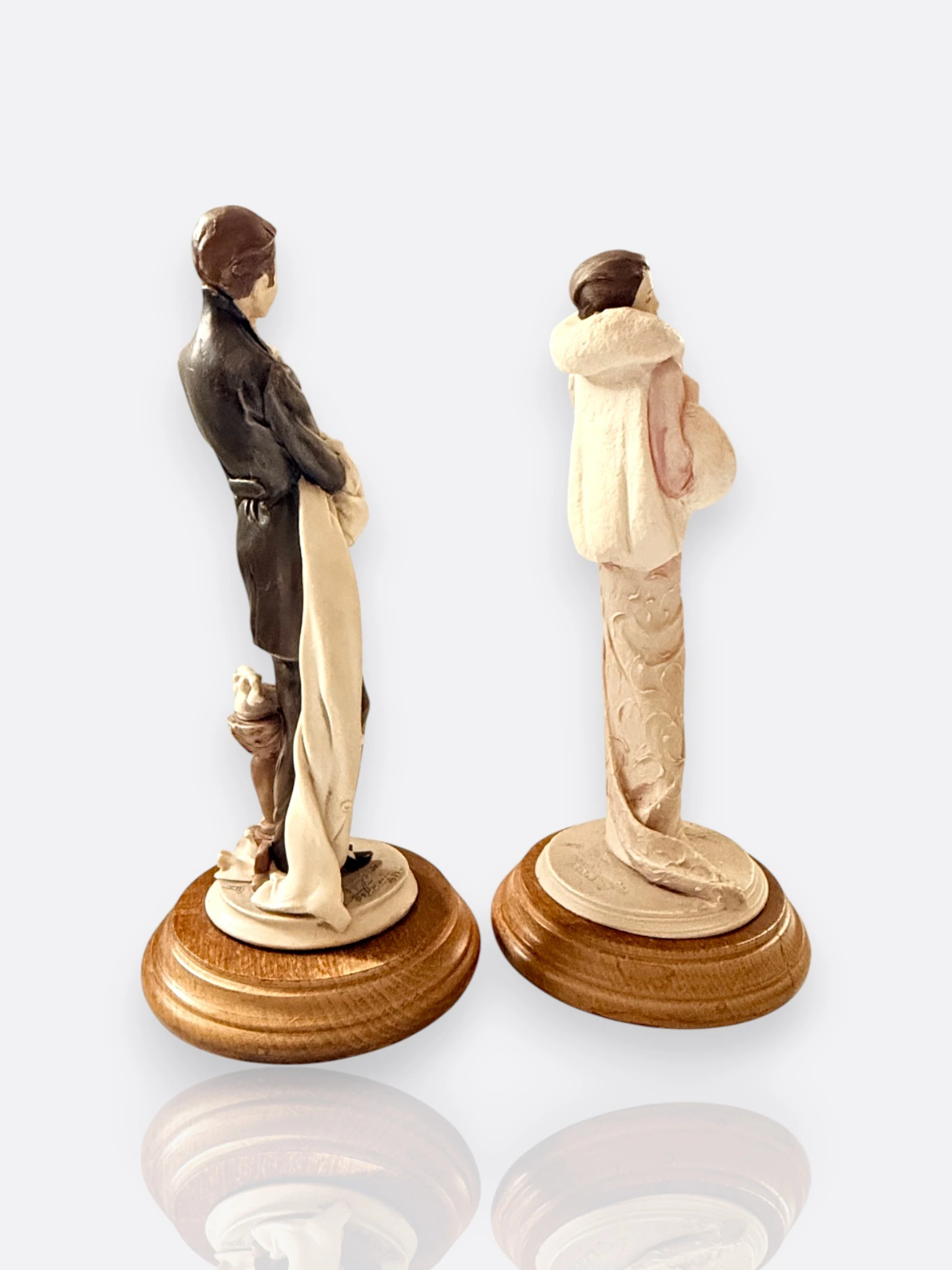 Capodimonte Modern Çiftli Figür  – Hand Painted, Italy