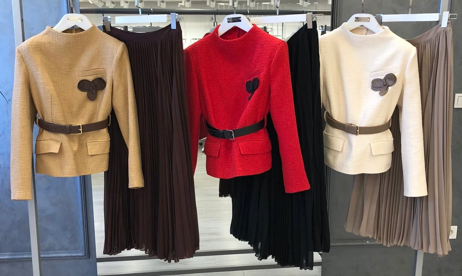 Tüvit Ceketli Etek Takım