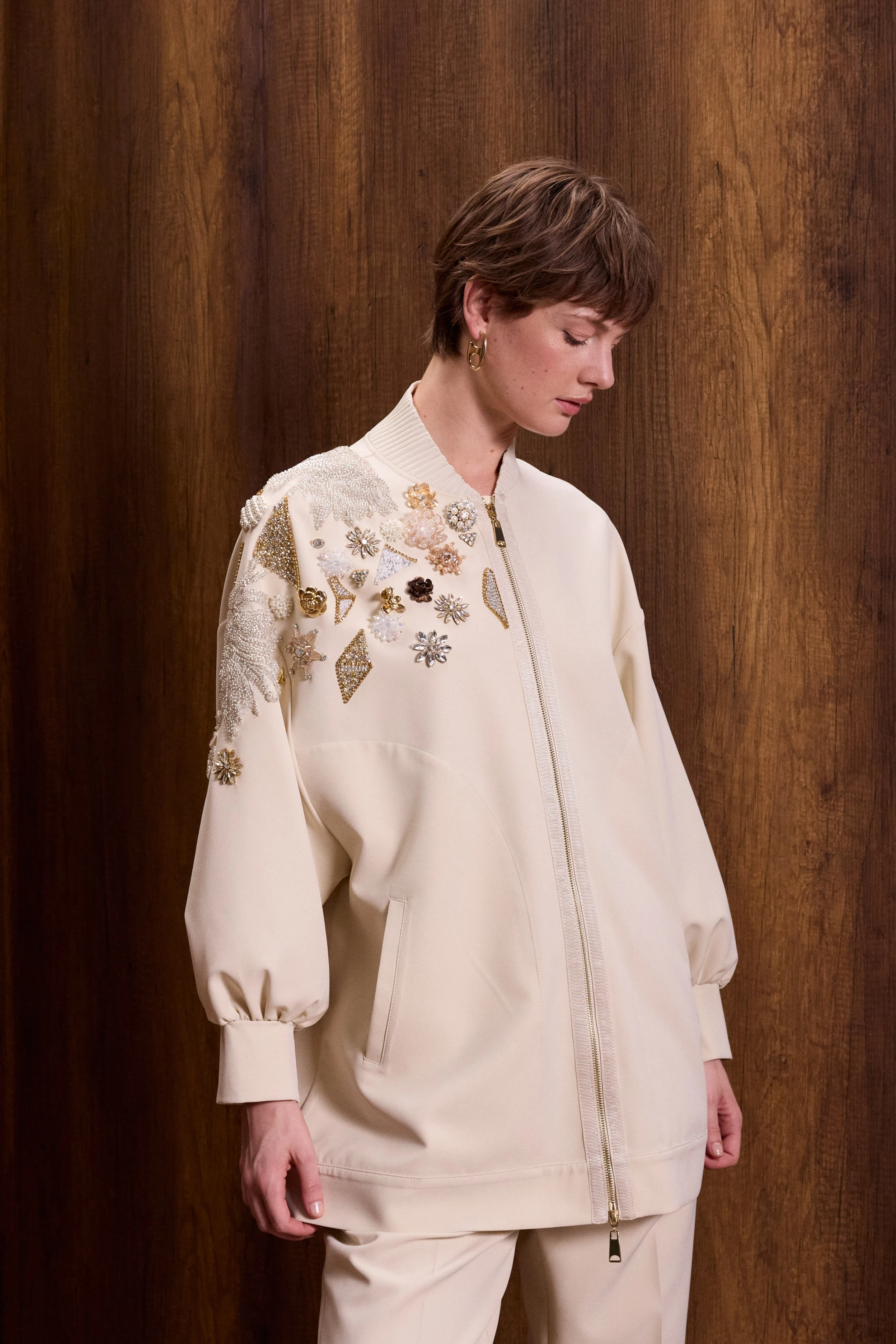 Omzu Aksesuarlı Takım