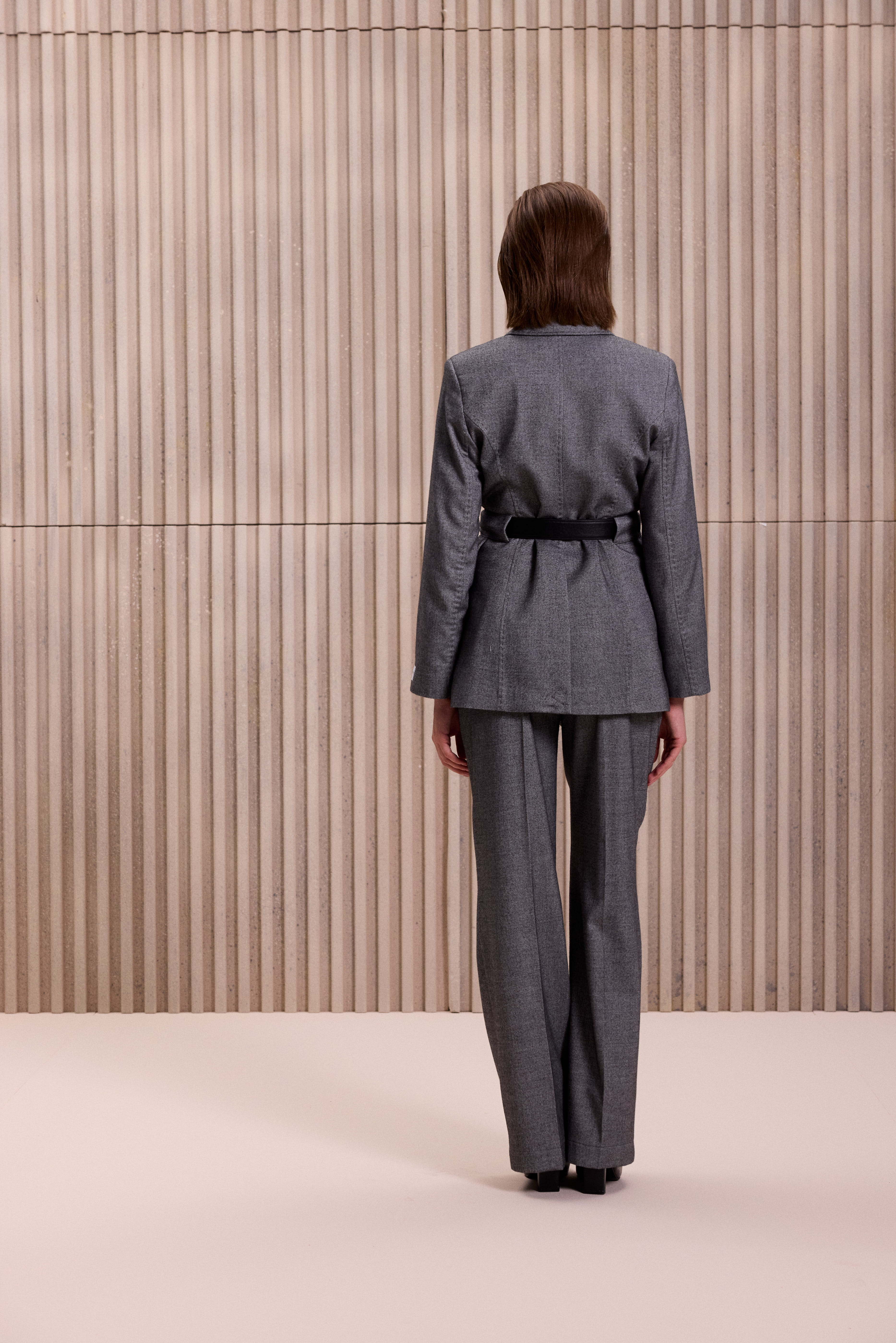 Balık Sırtı Punto Nakışlı Takım