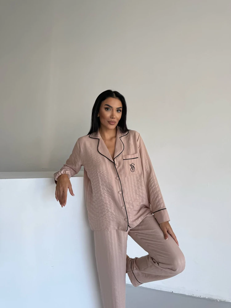 Özel Seri Bej Pijama Takımı