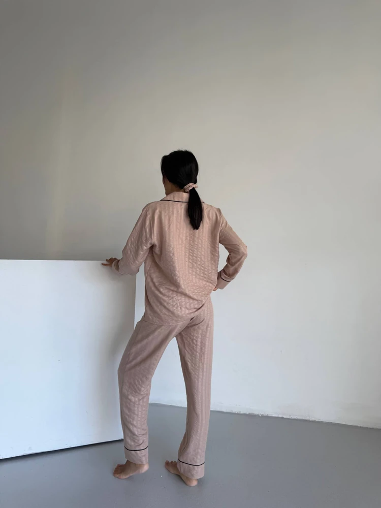 Özel Seri Bej Pijama Takımı