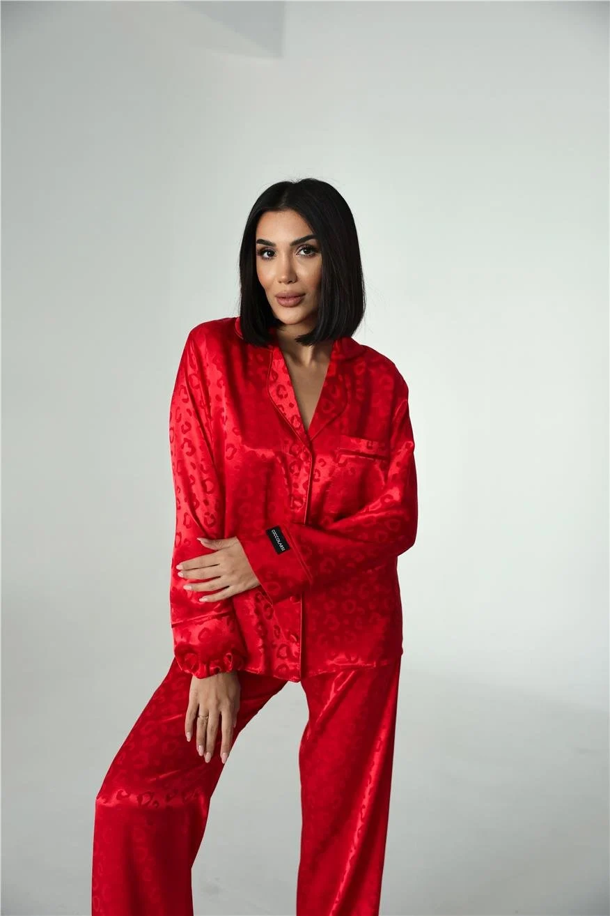 Kırmızı Jakarlı Saten Uzun Pijama Takımı