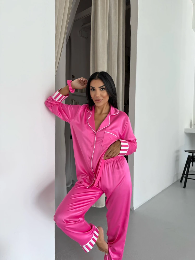 Özel Seri Pembe Saten Pijama Takımı