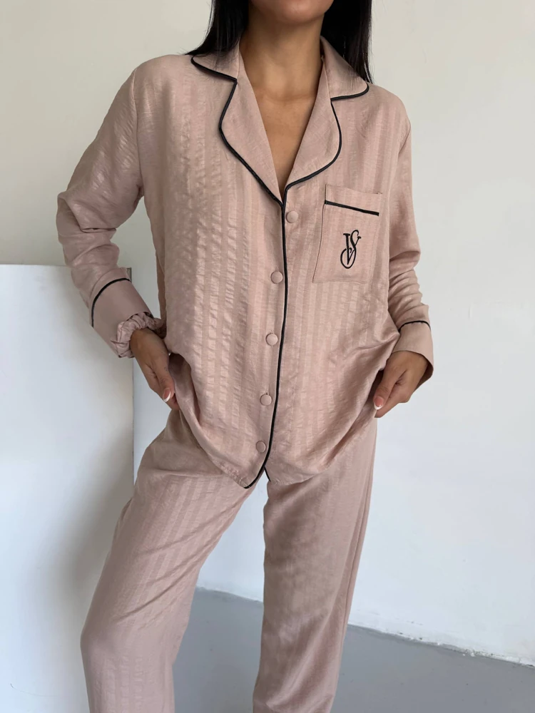 Özel Seri Bej Pijama Takımı