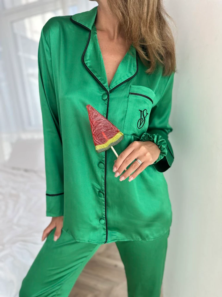 Özel Seri Yeşil Saten Pijama Takımı
