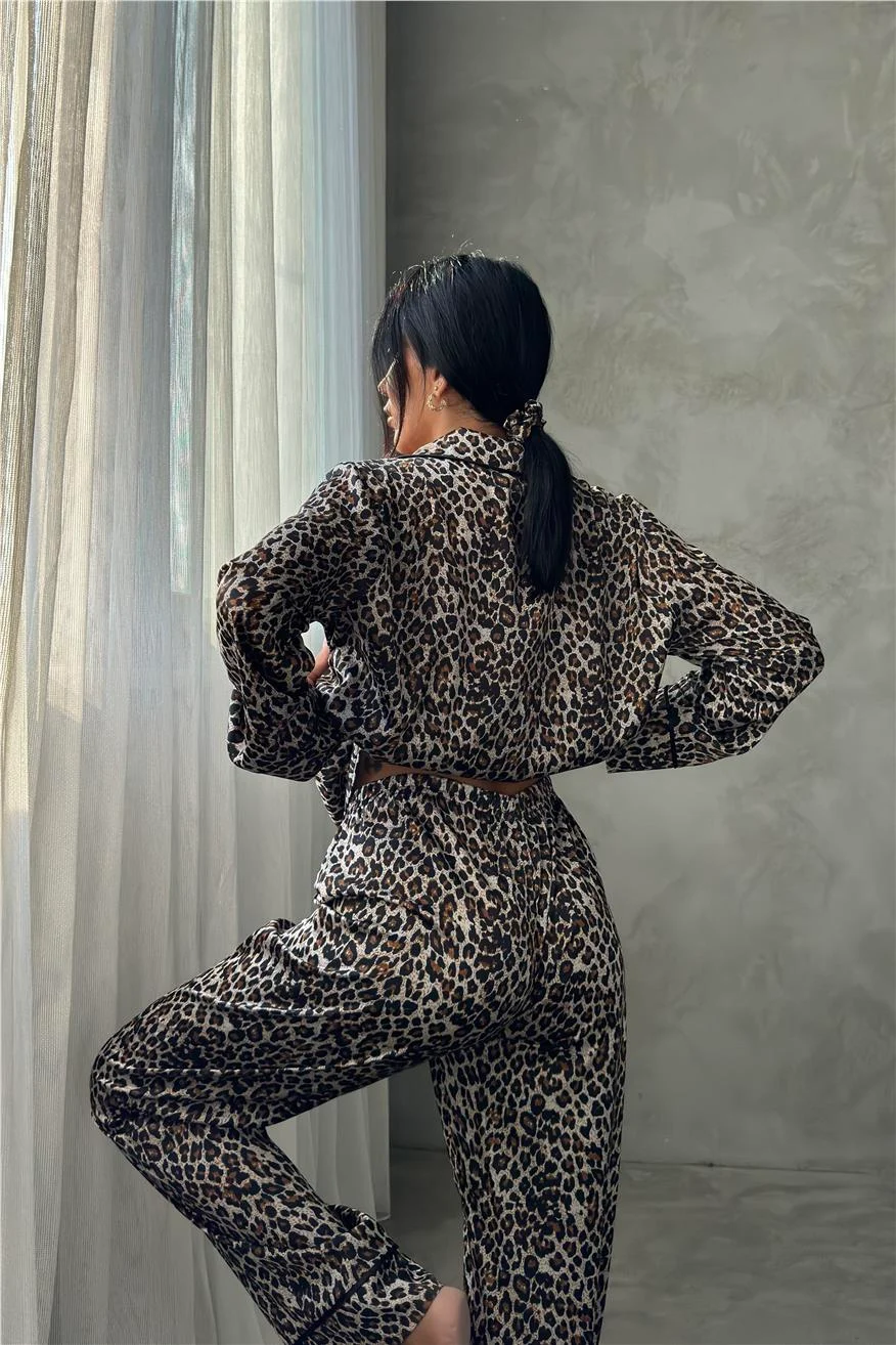 Leopar Saten Uzun Pijama Takımı