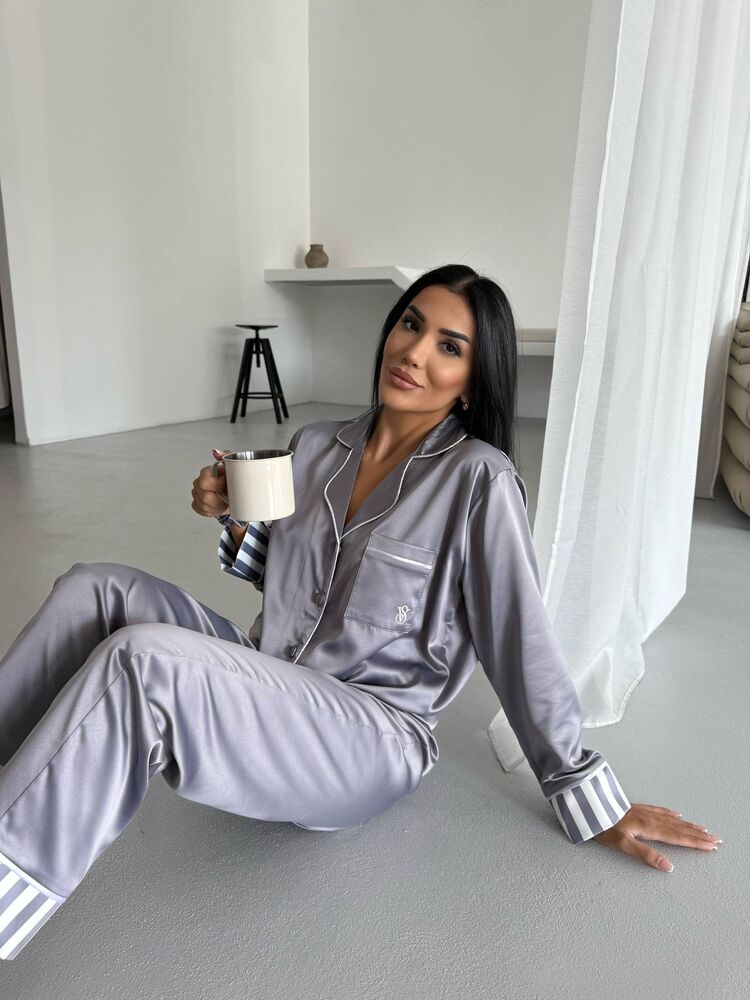 Özel Seri Gri Saten Pijama Takımı