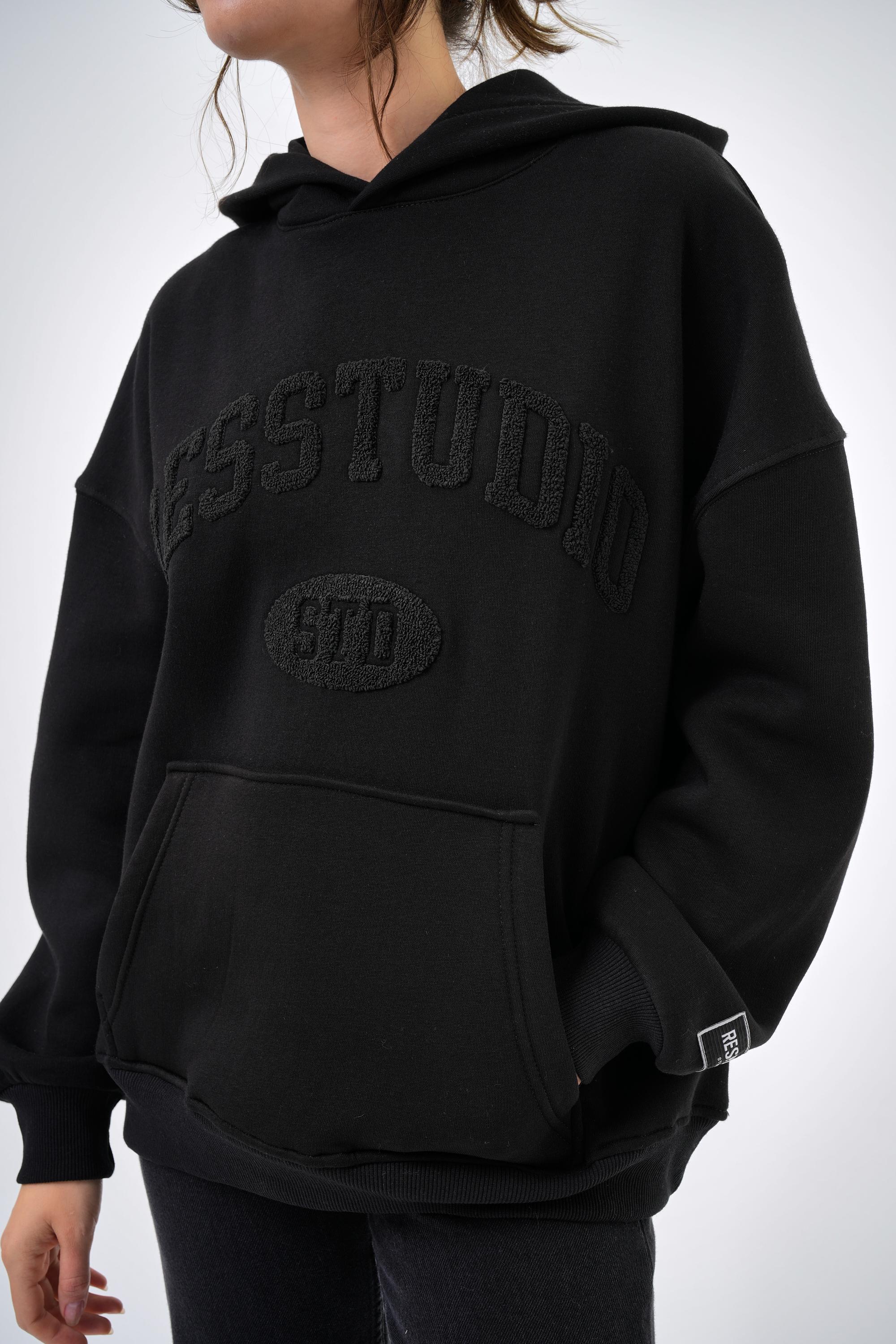 Kadın Res Studio Yazılı Kanguru Cepli Kapüşonlu Oversize Hoodie - Siyah