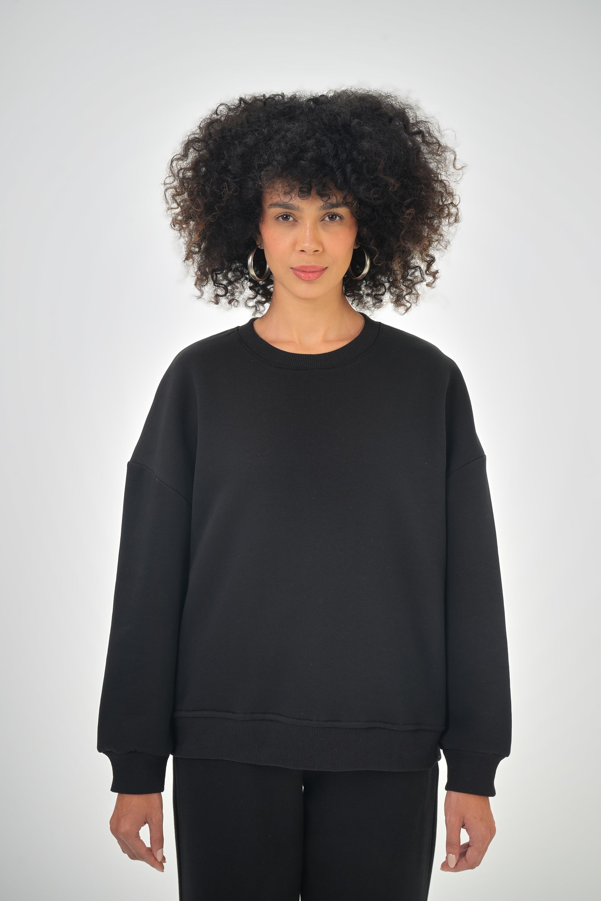 Kadın Ense Etiket Detaylı Oversize Basic Sweatshirt