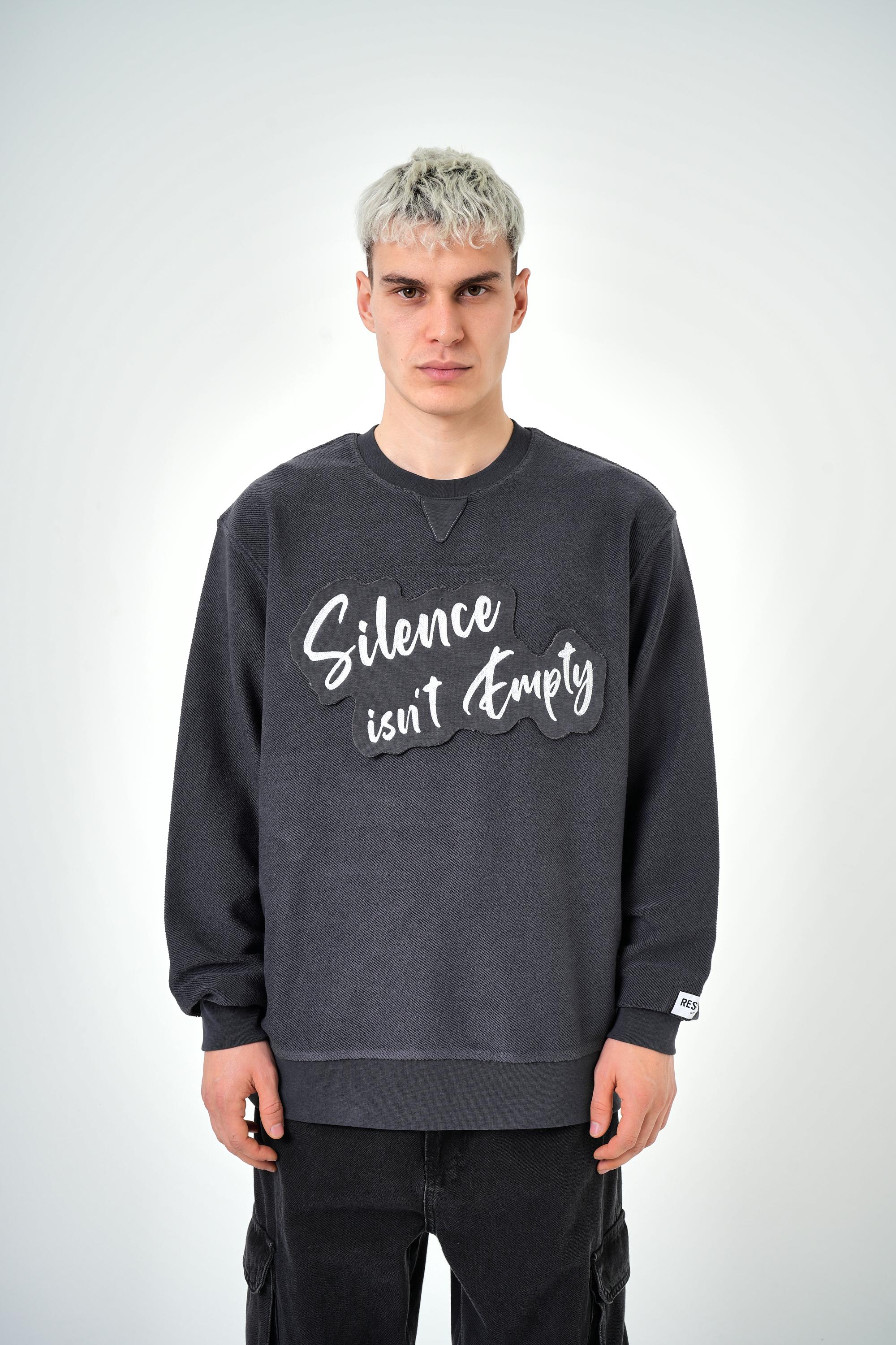 Erkek Oversize Silence Isn't Empty Baskılı Sweatshirt - Füme