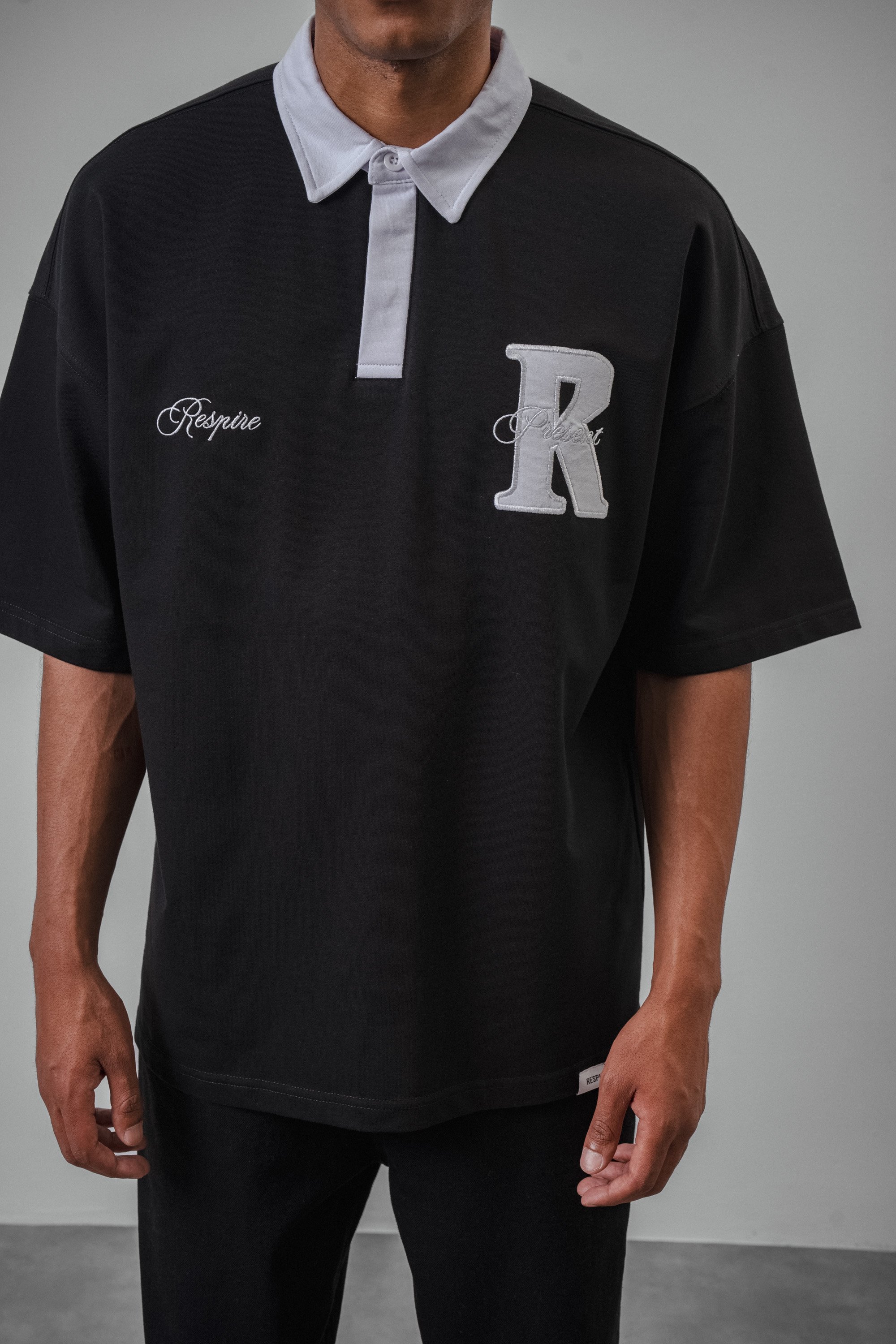 Respire R Nakışlı 84 Detaylı Düğmeli Oversize T-Shirt