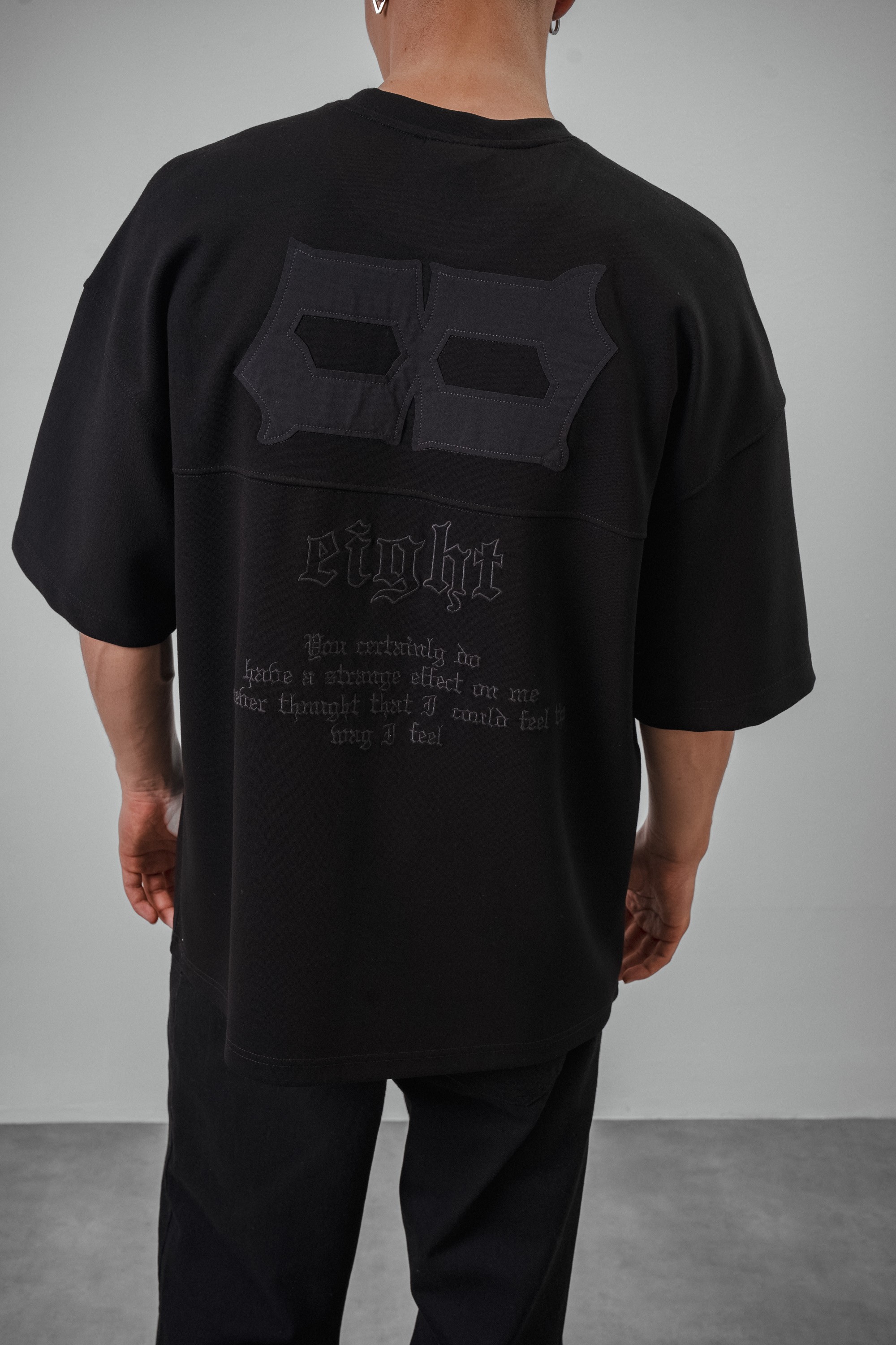 Respire Arka Yazı Detaylı Eight Oversize T-Shirt