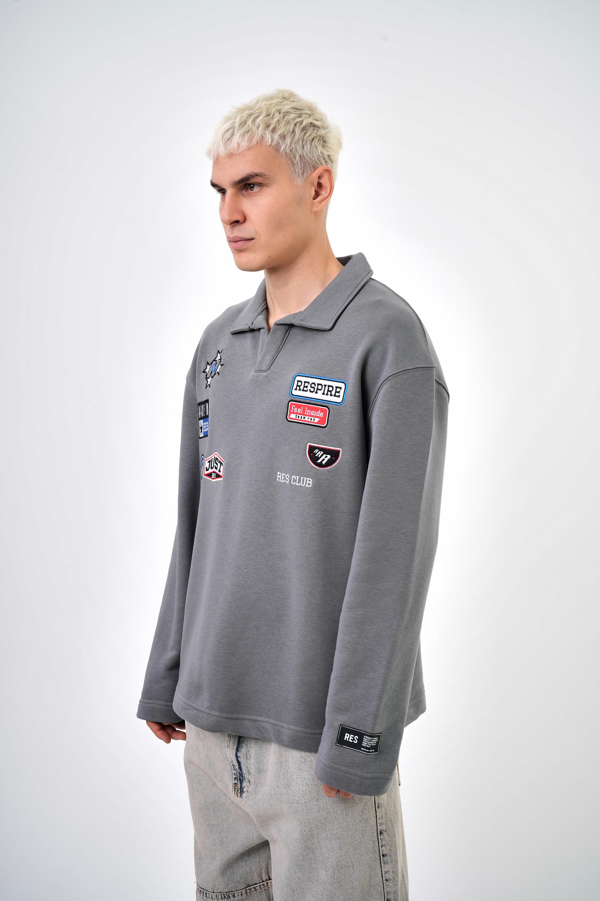 Erkek Oversize Nakış Detaylı Arma Polo Yaka Sweatshirt - Füme