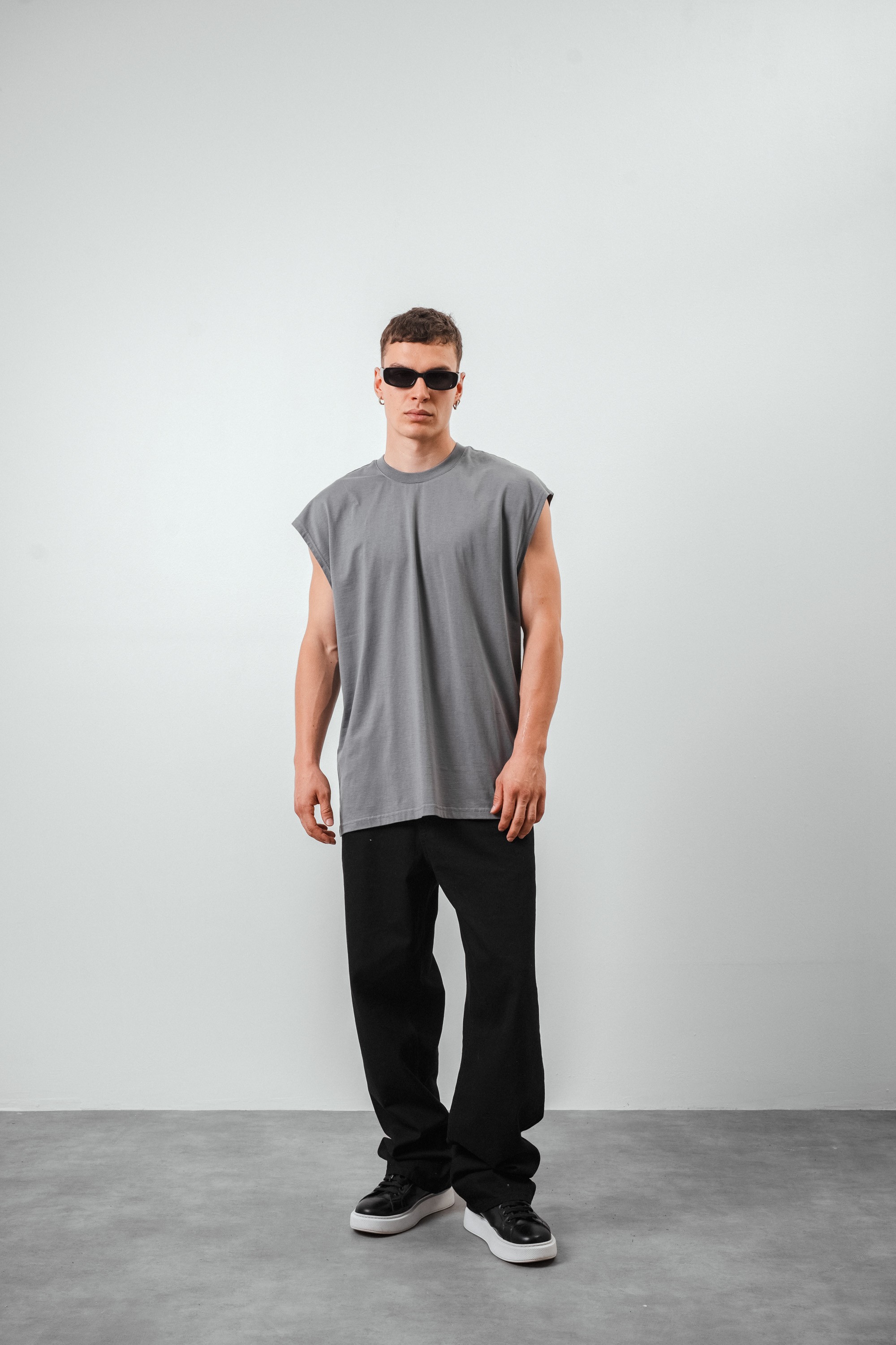 Respire Basic Oversize Sıfır Kol T-Shirt - Füme