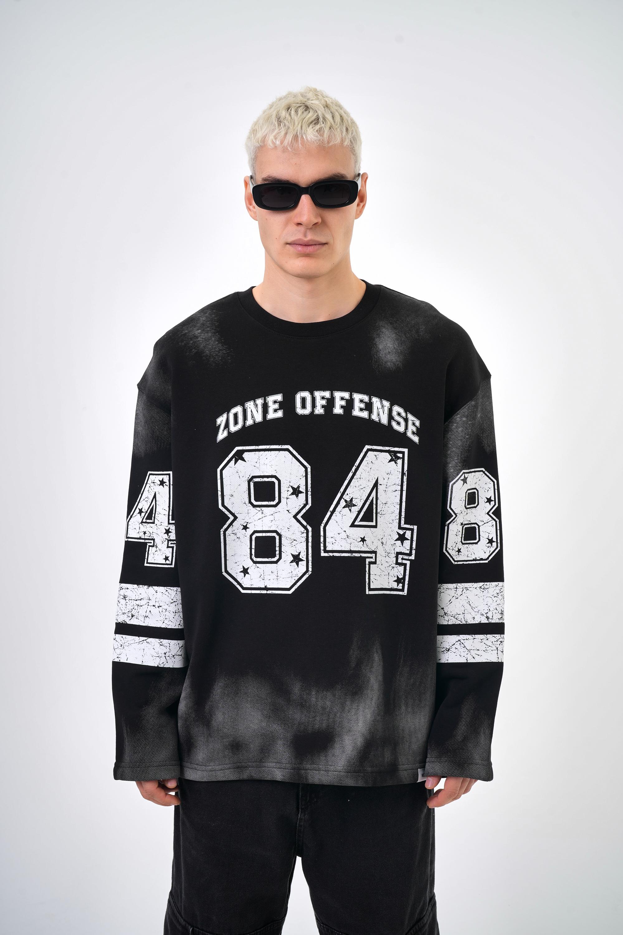 Kol Şerit Detaylı 84 Zone Yazılı Oversize Sweatshirt - Siyah