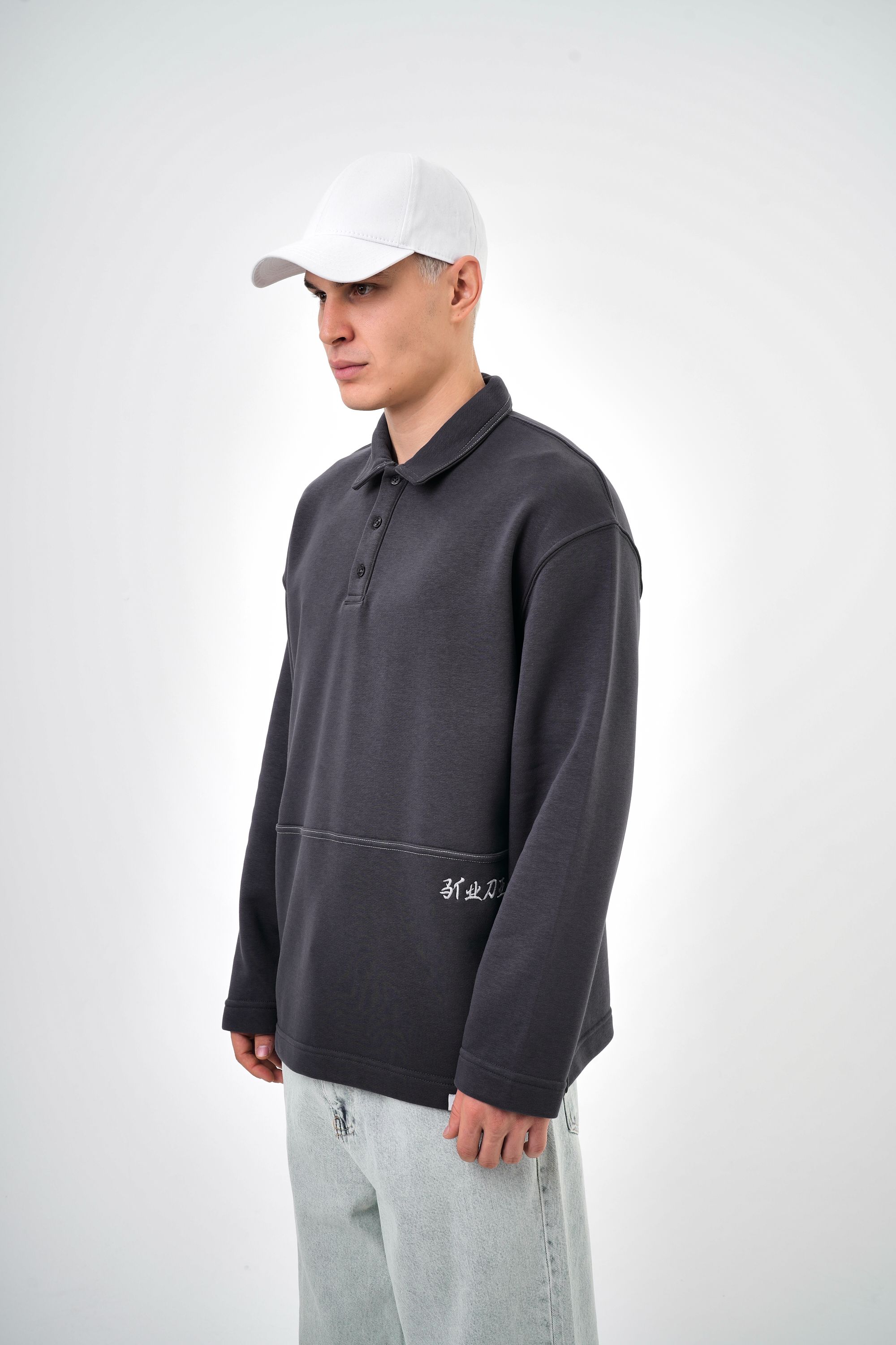 Erkek Oversize Nakış Detaylı Polo Yaka Sweatshirt - Füme