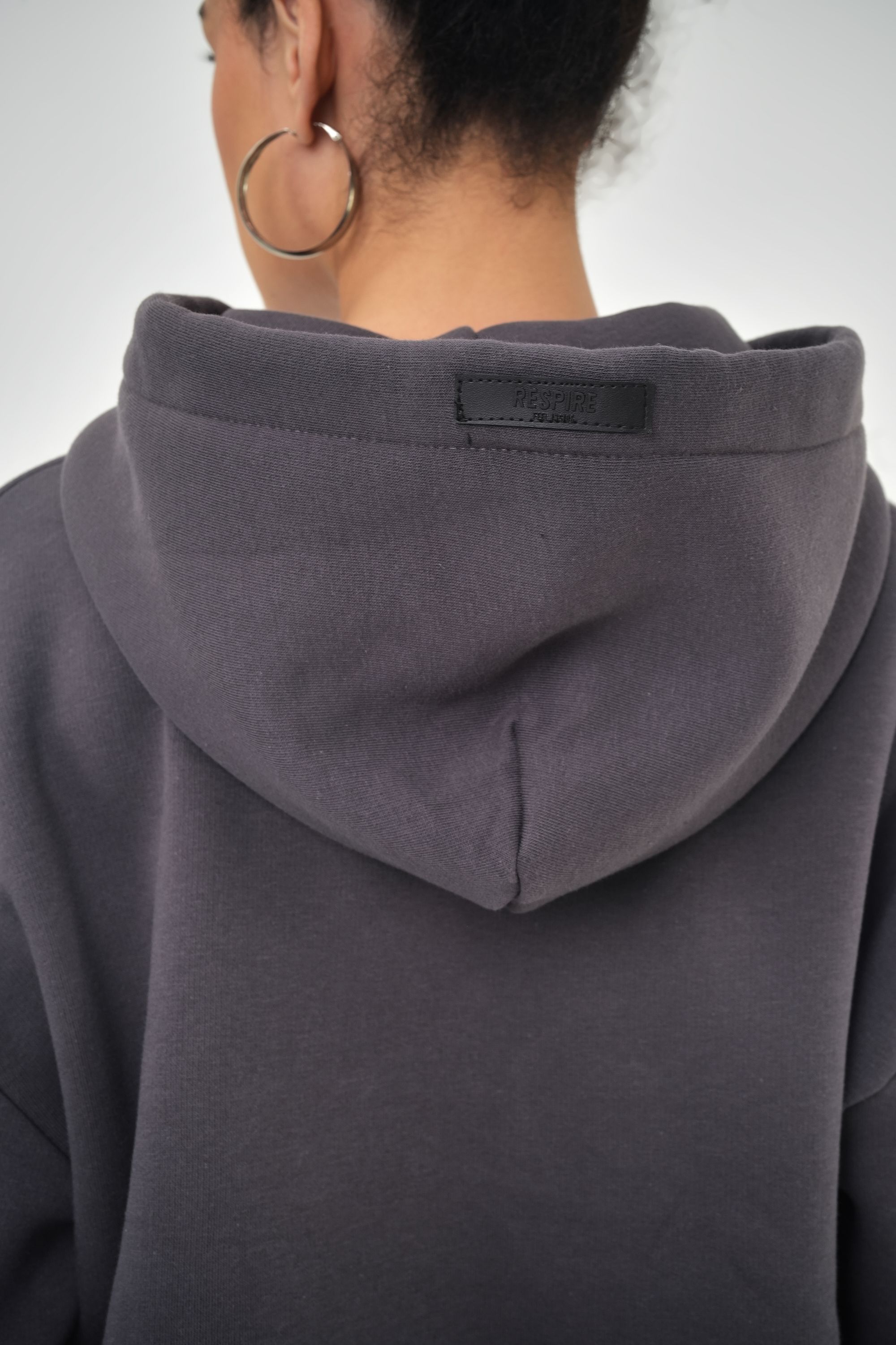 Kadın Kapüşonlu Bağcık Detaylı Oversize Basic Crop Hoodie - Füme