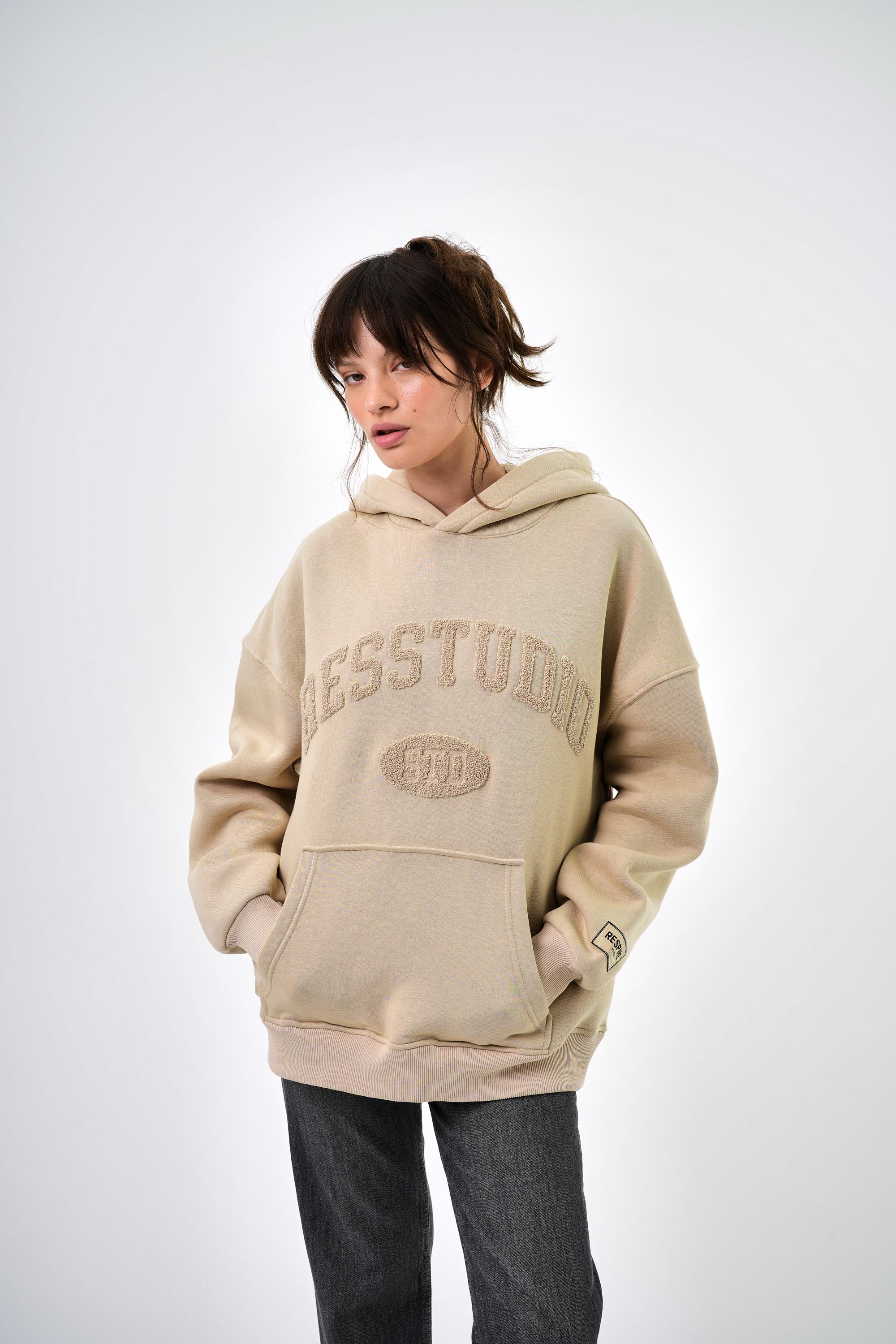 Kadın Res Studio Yazılı Kanguru Cepli Kapüşonlu Oversize Hoodie