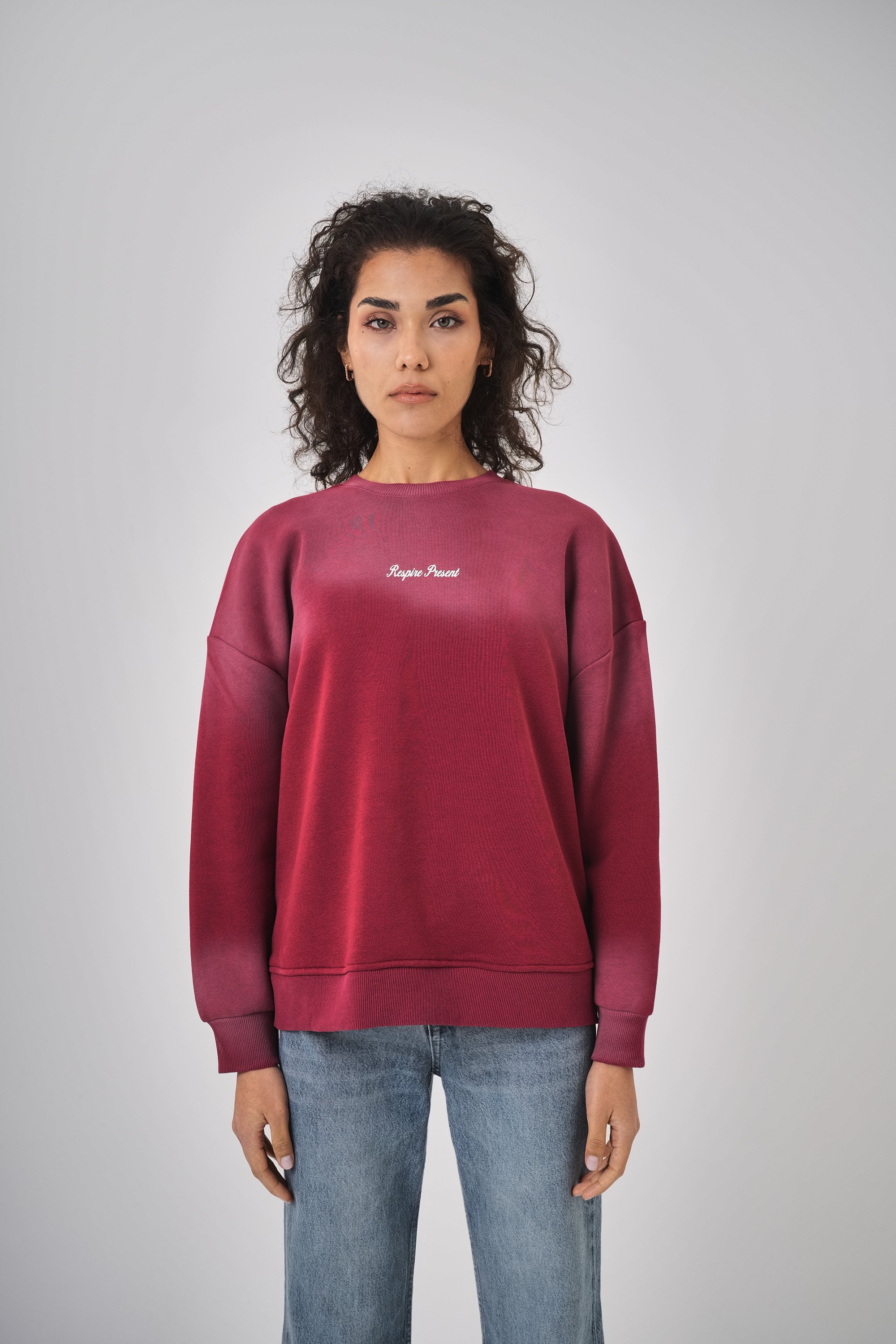 Kadın Oversize Respire Present Yazılı Sweatshirt - Bordo