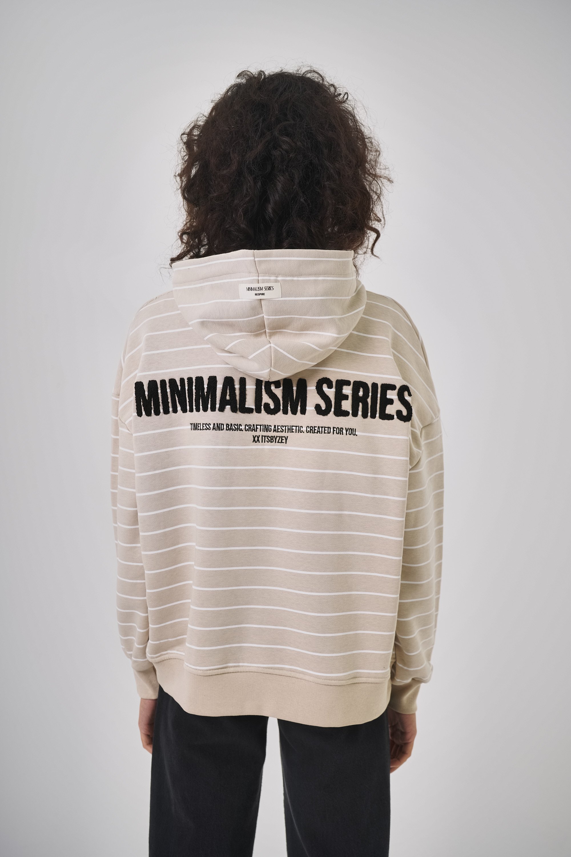 Kadın Minimalism Series Nakışlı Hoodie - Bej