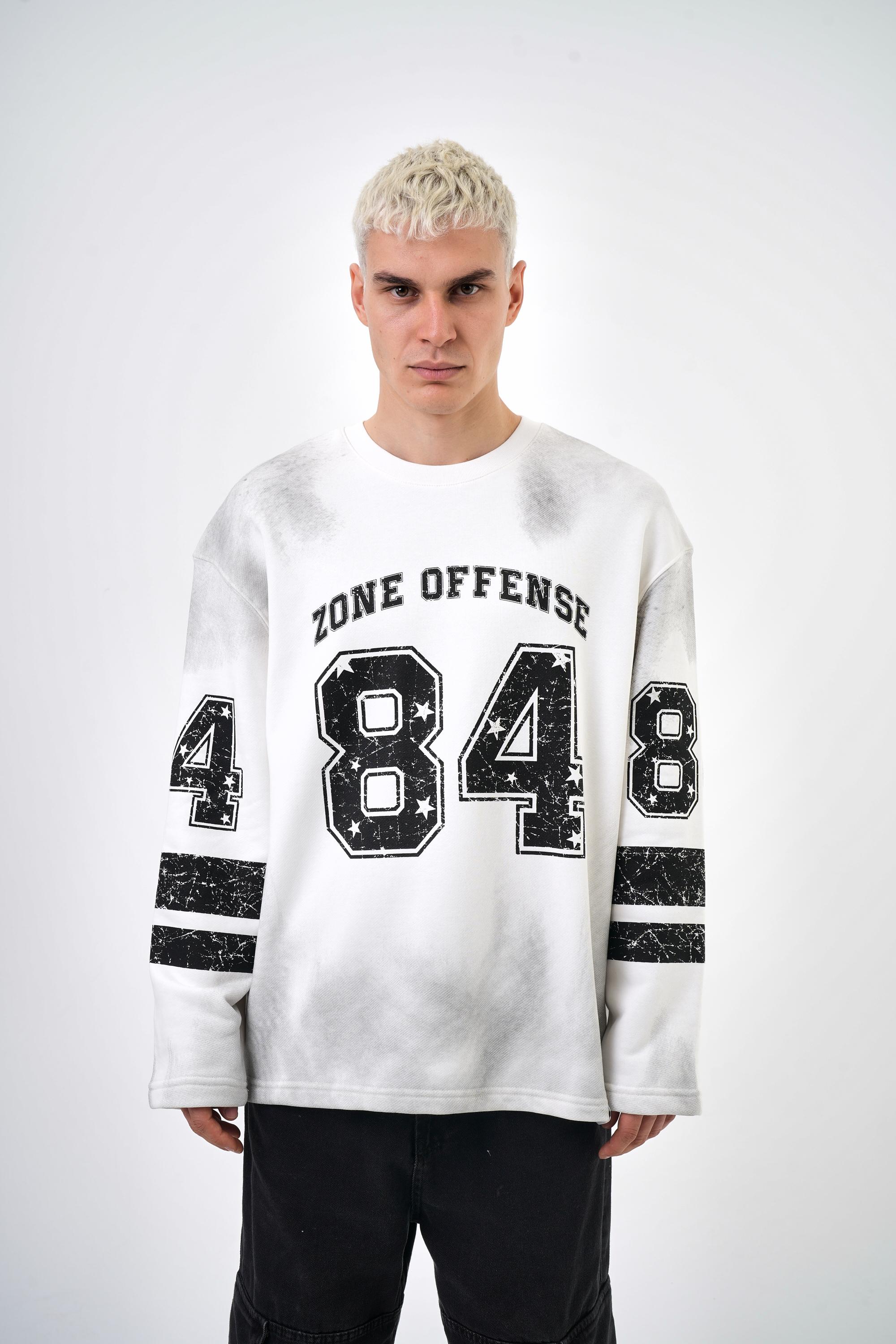 Kol Şerit Detaylı 84 Zone Yazılı Oversize Sweatshirt - Ekru