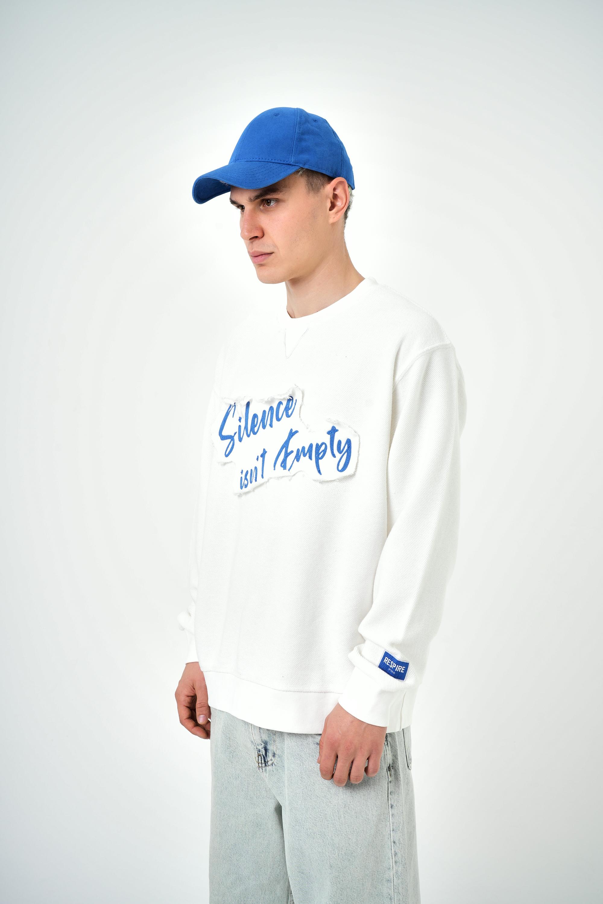 Erkek Oversize Silence Isn't Empty Baskılı Sweatshirt - Ekru