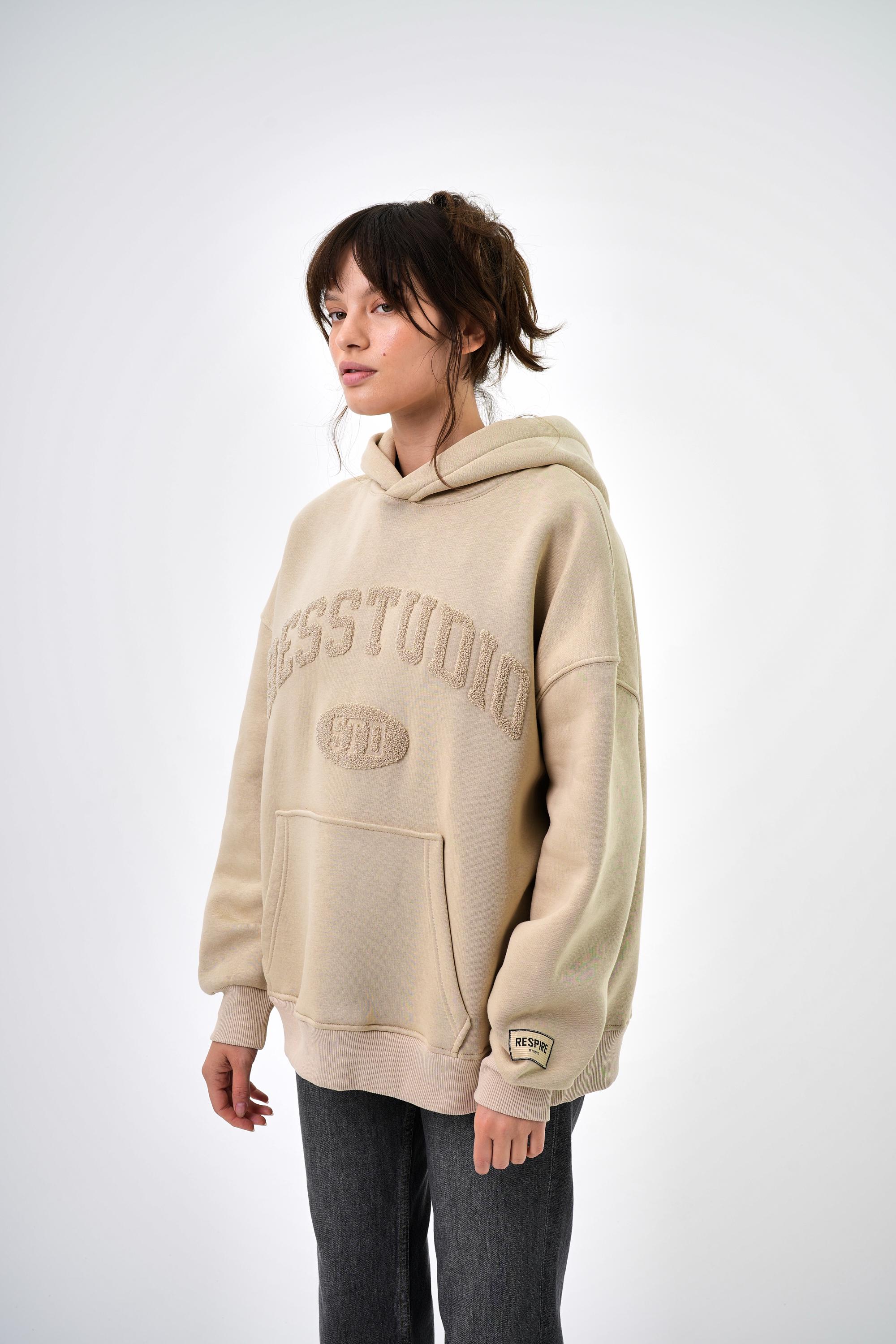 Kadın Res Studio Yazılı Kanguru Cepli Kapüşonlu Oversize Hoodie