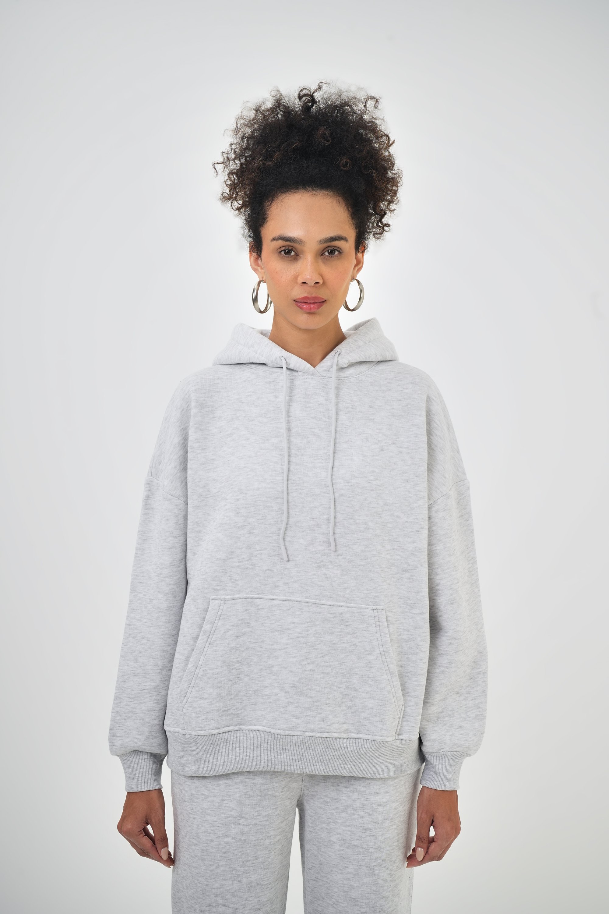 Kadın Kanguru Cepli Kapüşonlu Basic Oversize Hoodie - Kar Melanj