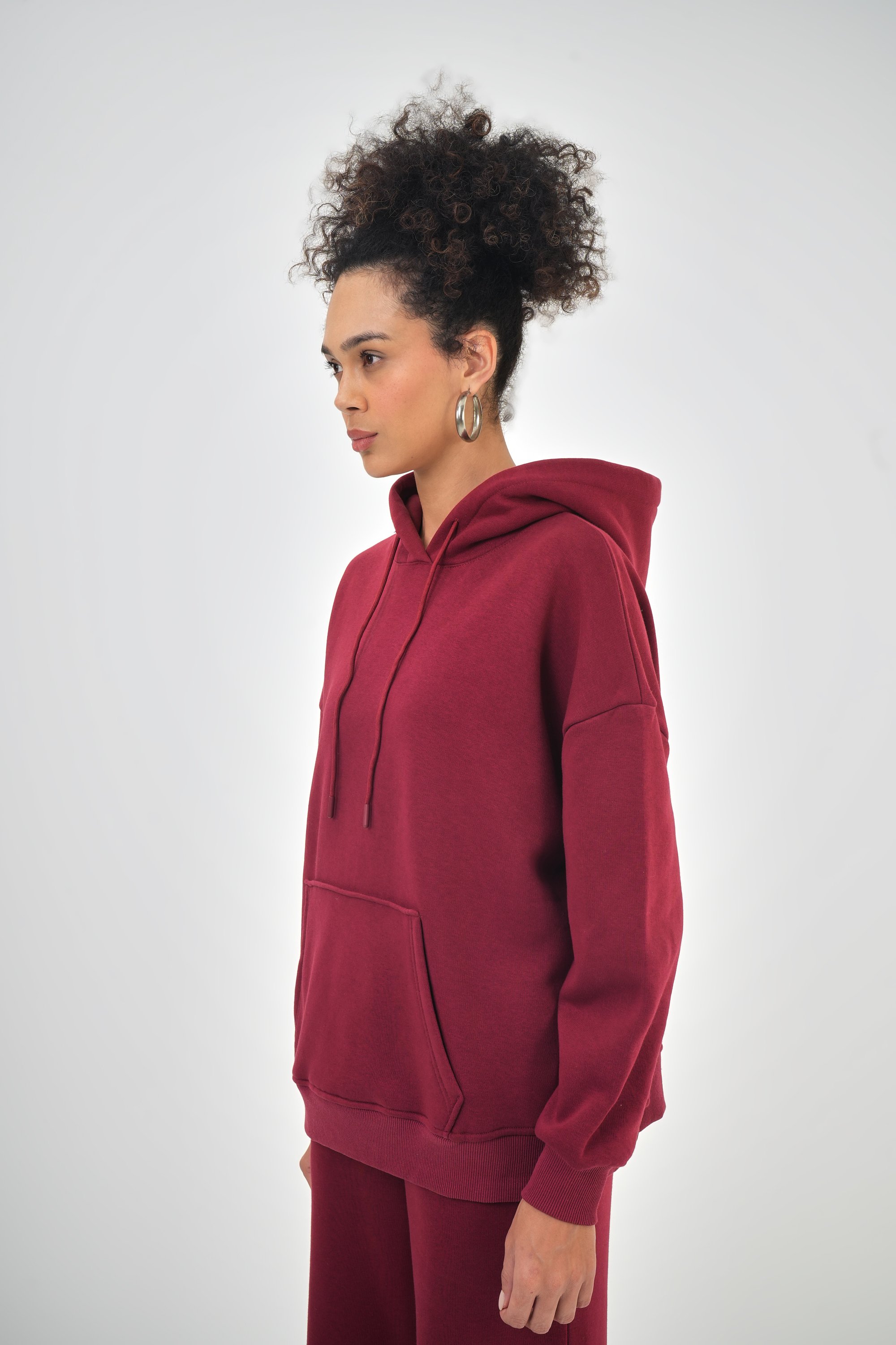 Kadın Kanguru Cepli Kapüşonlu Basic Oversize Hoodie - Bordo