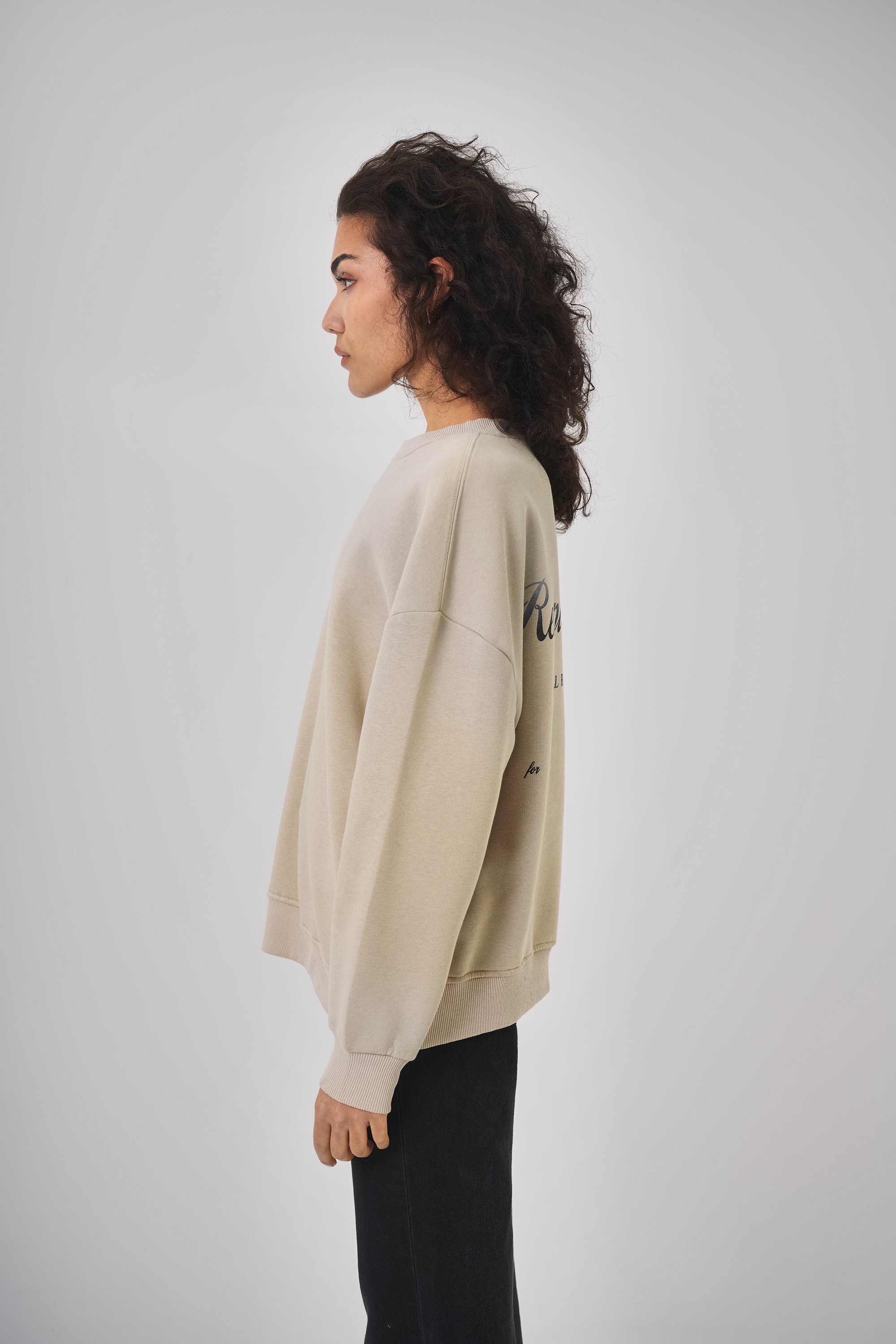 Kadın Oversize Respire Present Yazılı Sweatshirt - Bej