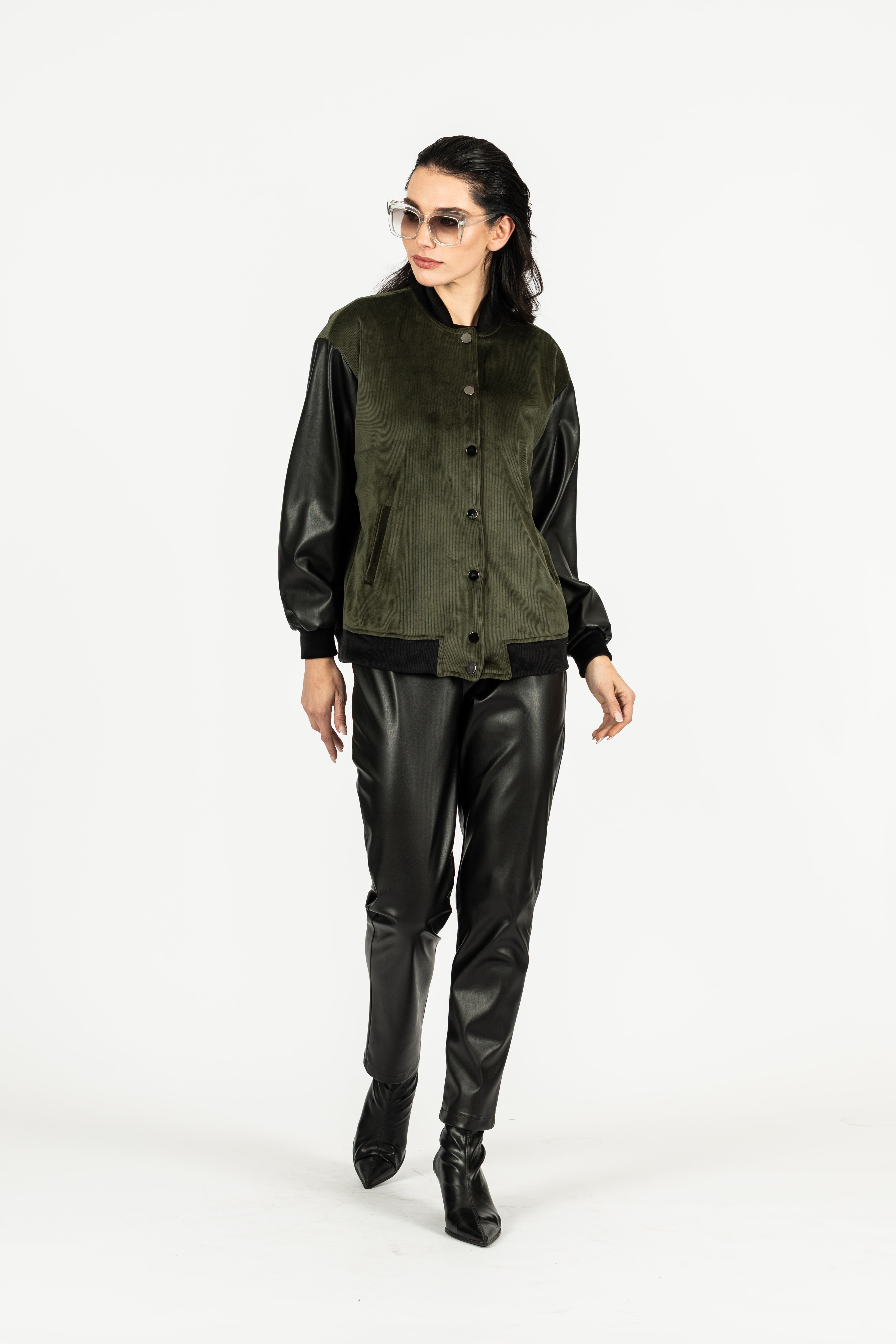 Barbara Bomber Mont