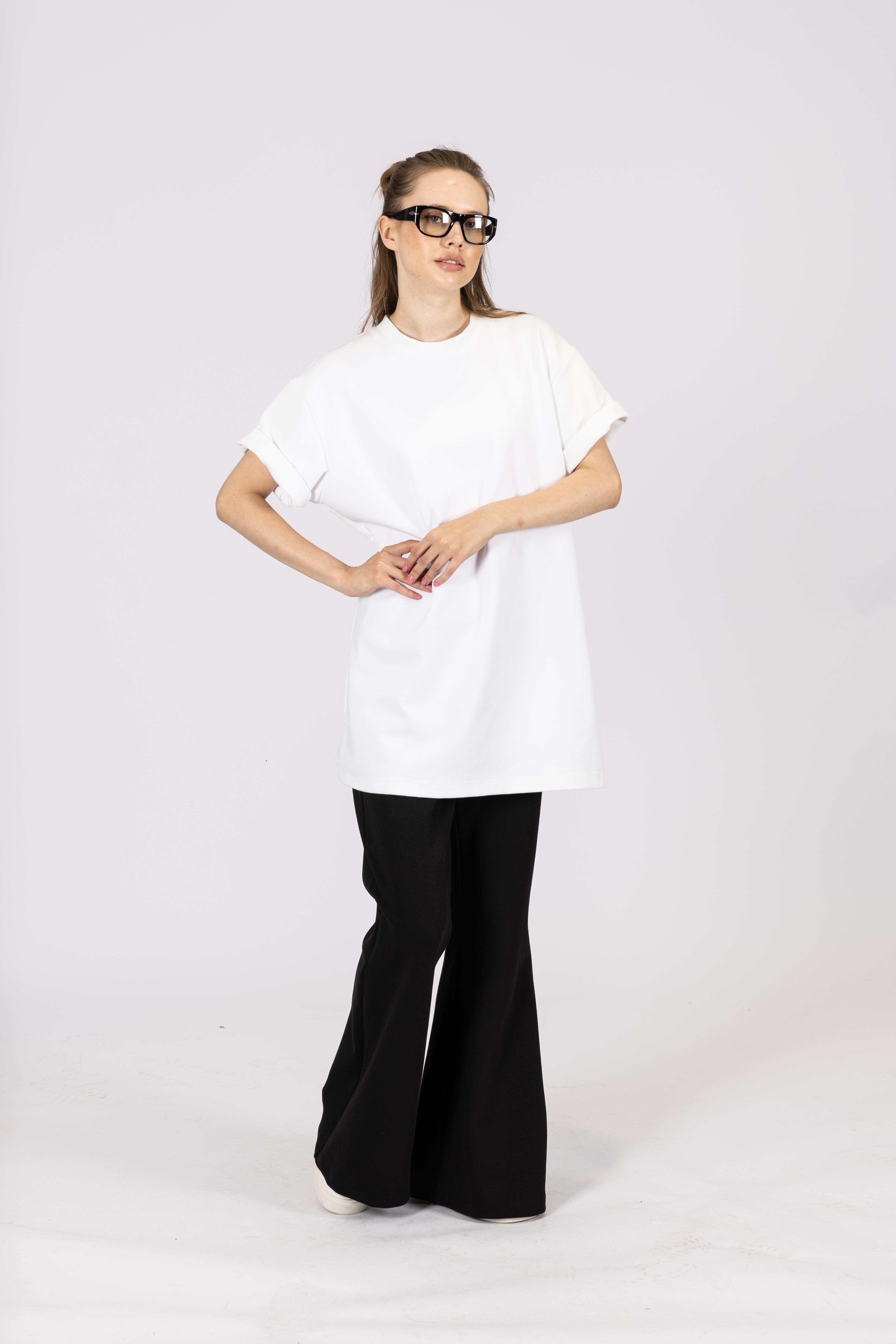 Unisex Tişört & Basic İspanyol Pantolon - Beyaz