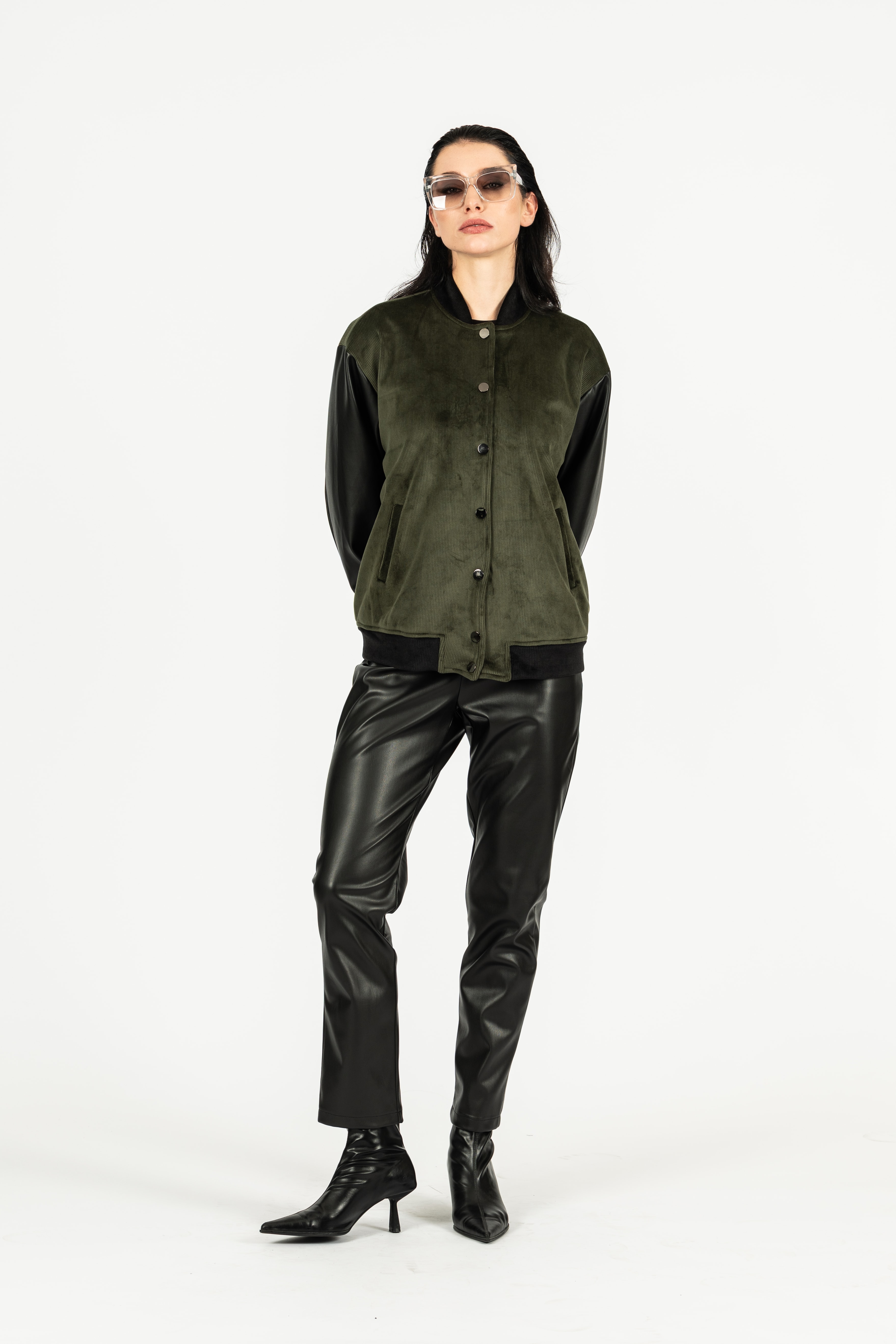 Barbara Bomber Mont