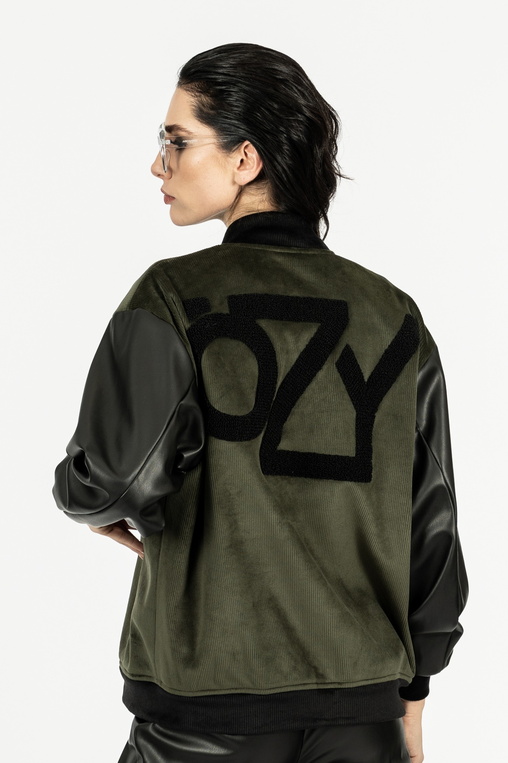 Barbara Bomber Mont