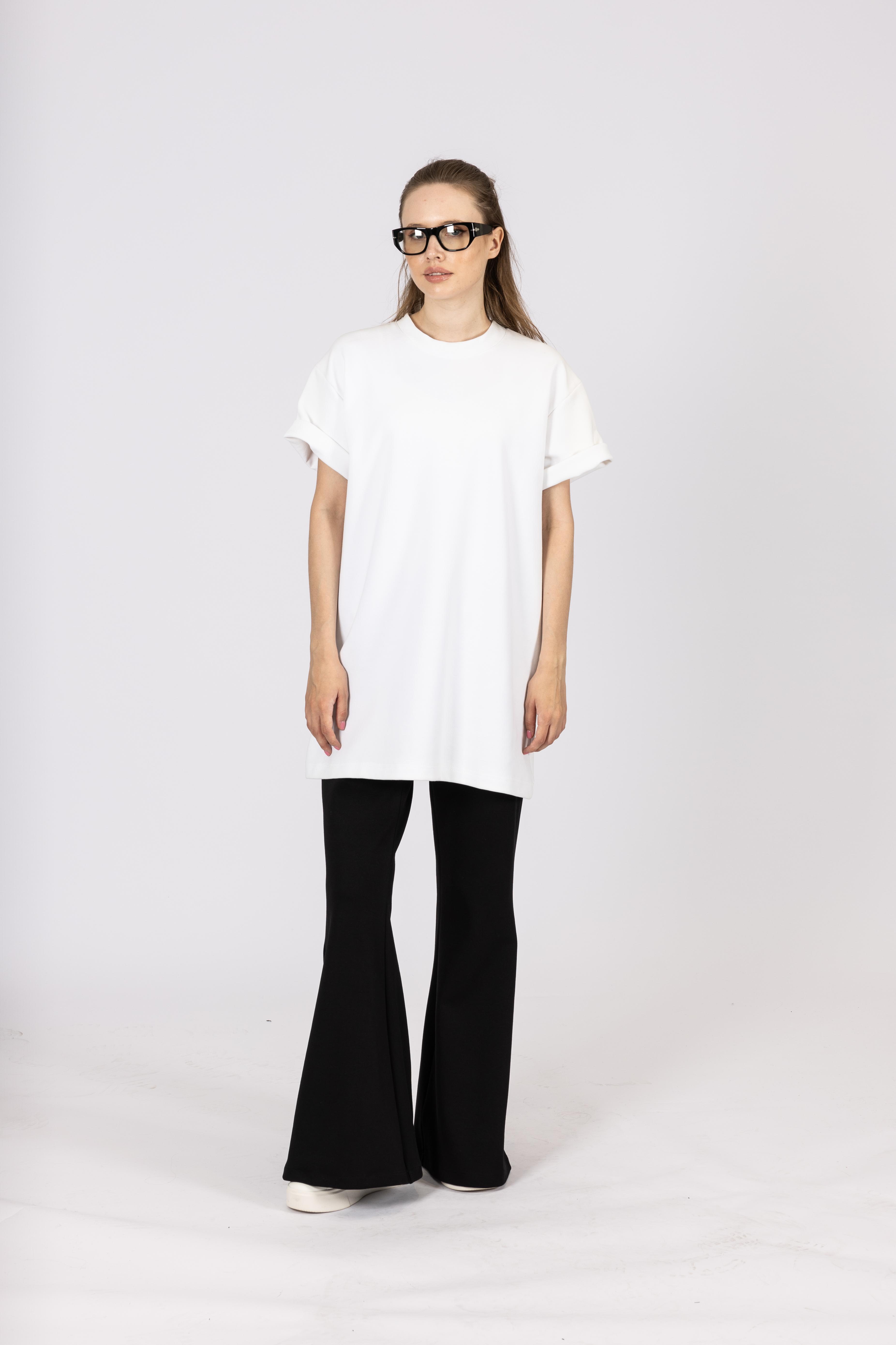 Unisex Tişört & Basic İspanyol Pantolon - Beyaz