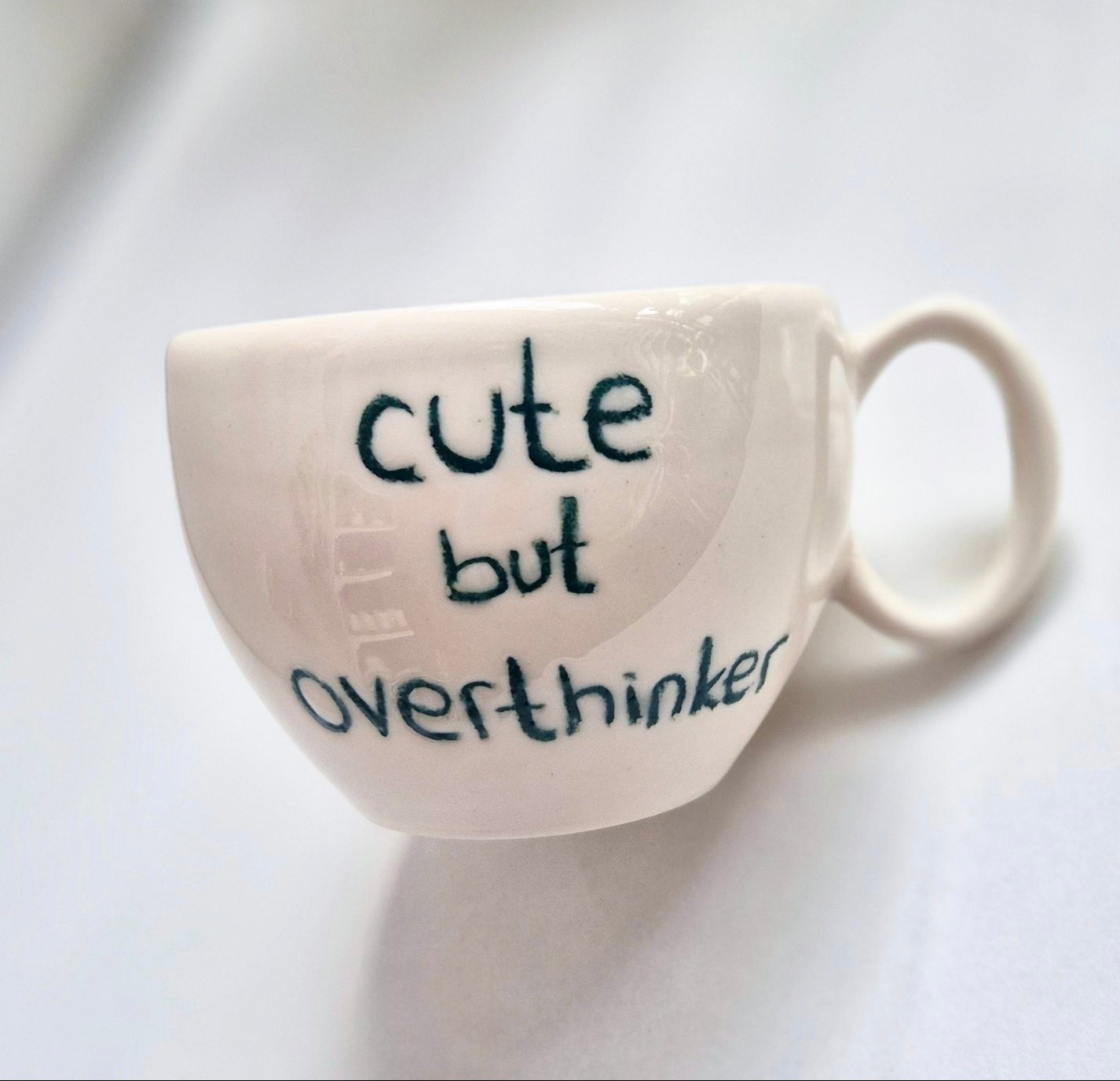Kulplu 250 ml Kupa " cute but overthinker "