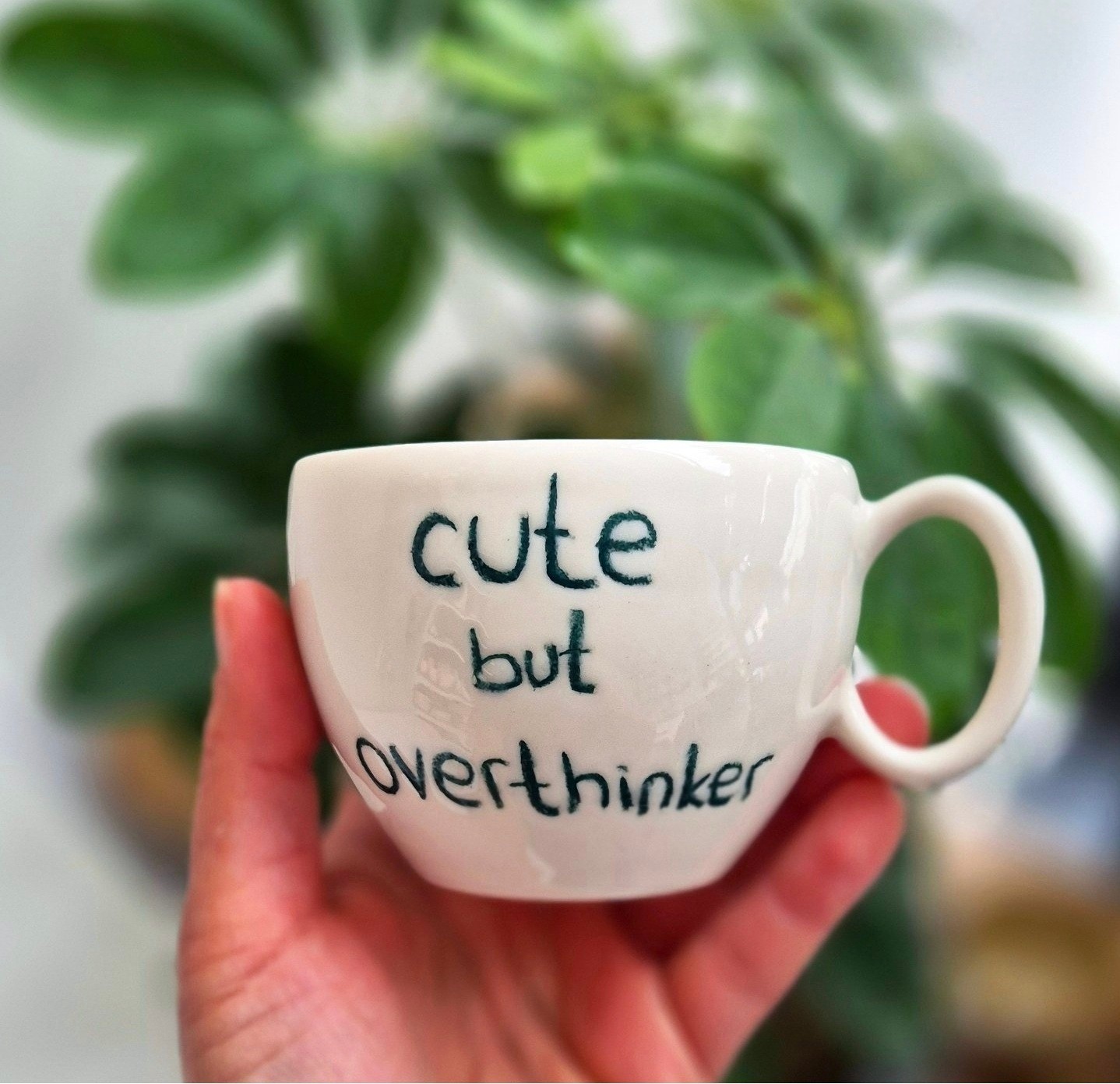 Kulplu 250 ml Kupa " cute but overthinker "