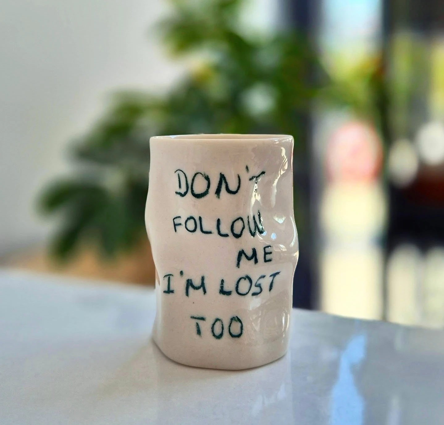 Porselen Kulpsuz Amorf Kupa " Lost Too"