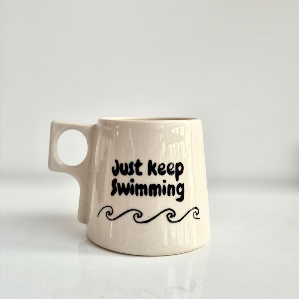 Stoneware Kupa " just keep swimming"