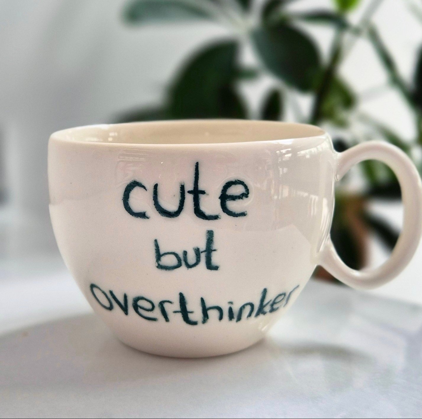 Kulplu 250 ml Kupa " cute but overthinker "