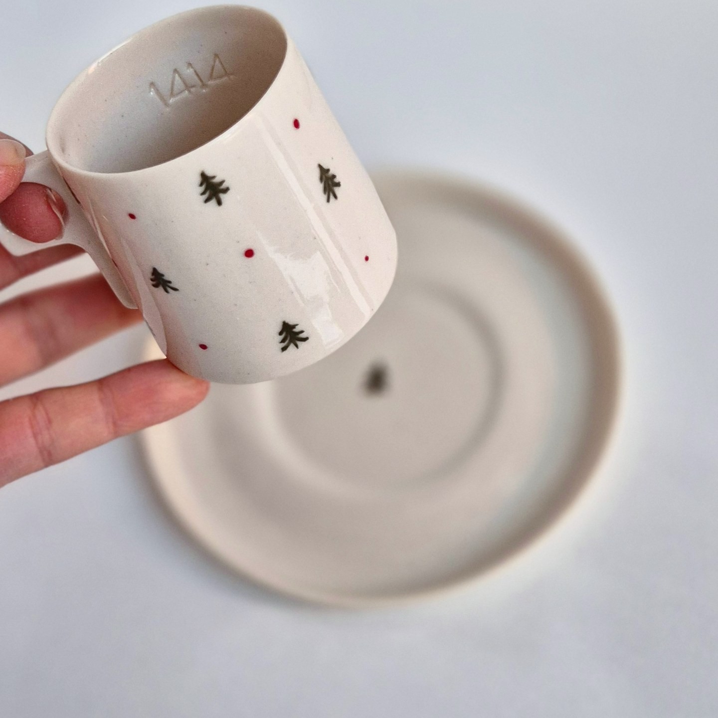 Stoneware Kahve Fincanı Çam Ağacı