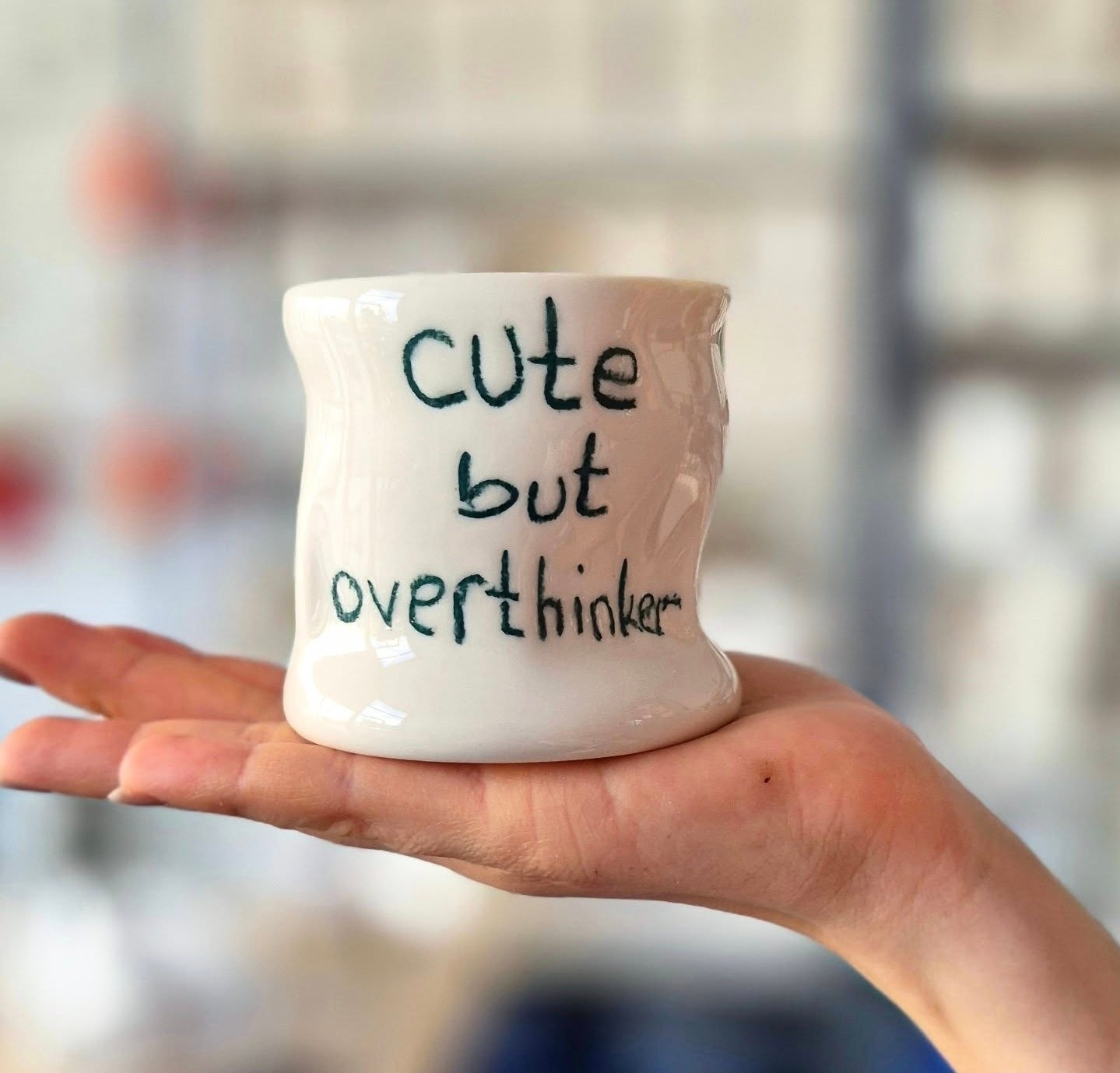 Porselen Kulpsuz Kupa " Cute But Overthinker "