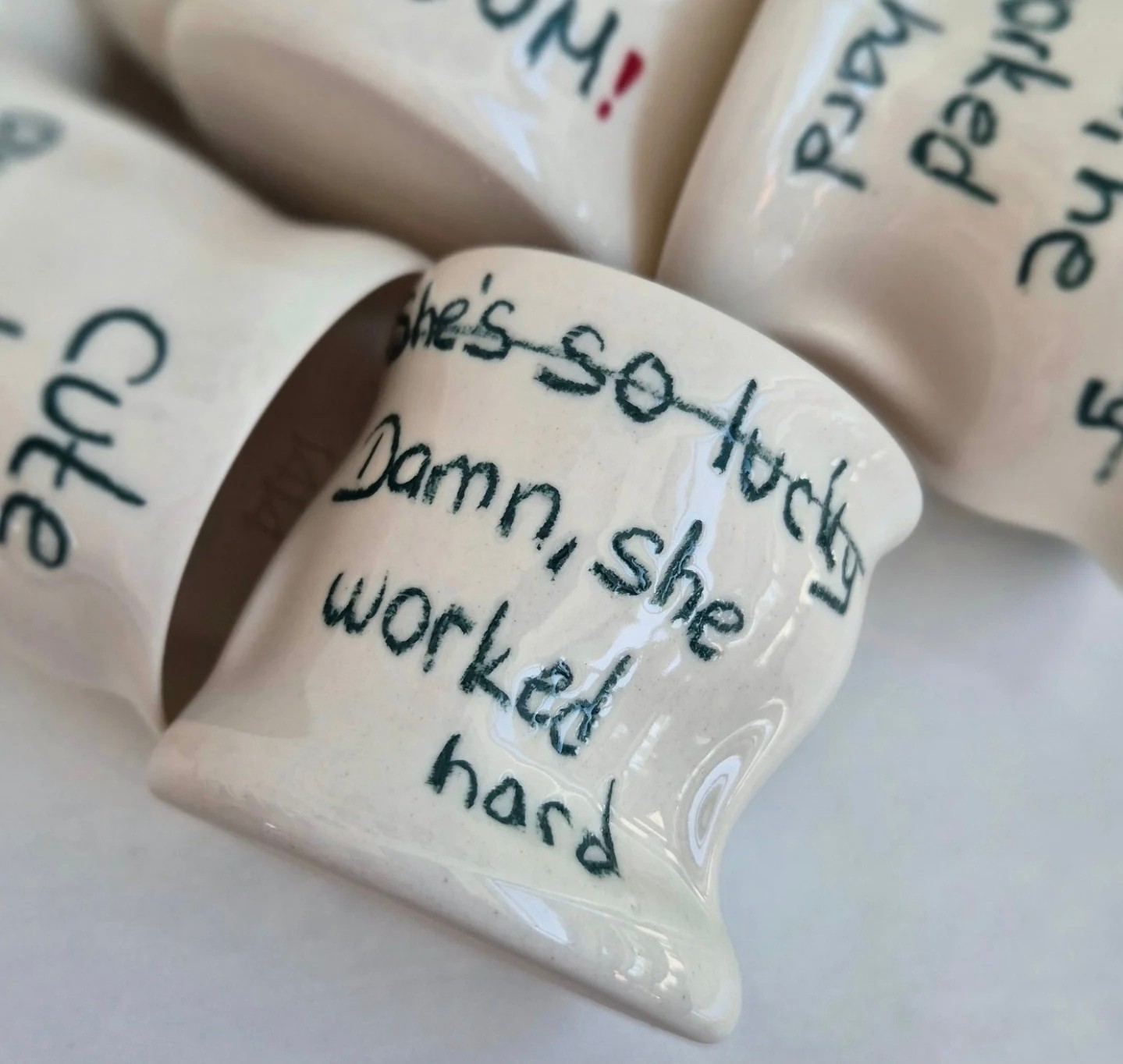 Porselen Amorf Kulpsuz Kupa "she worked hard"
